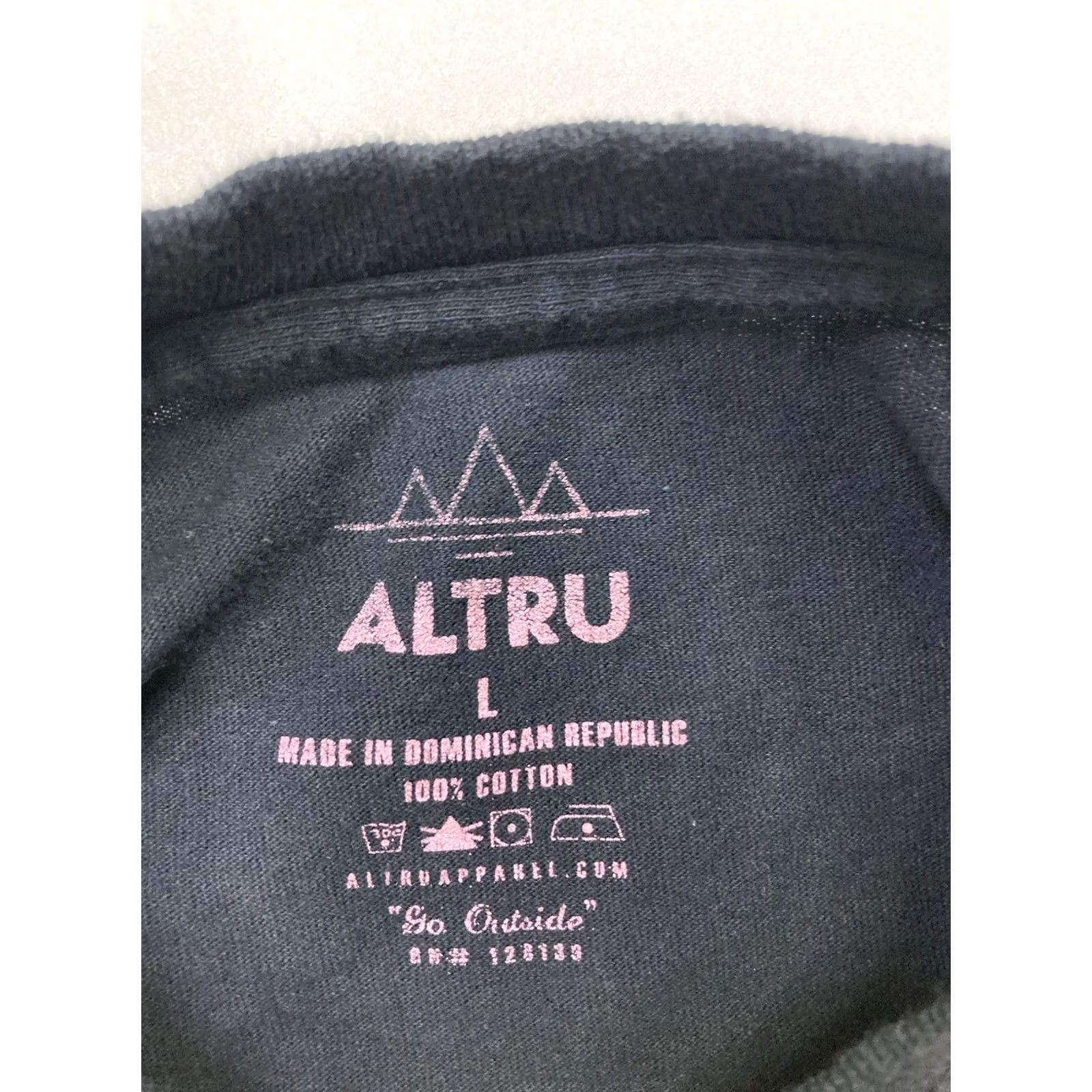 Vintage Altru Graphic T-shirt Men Large Black Short Sleeve Size US XL / EU 56 / 4 - 5 Thumbnail