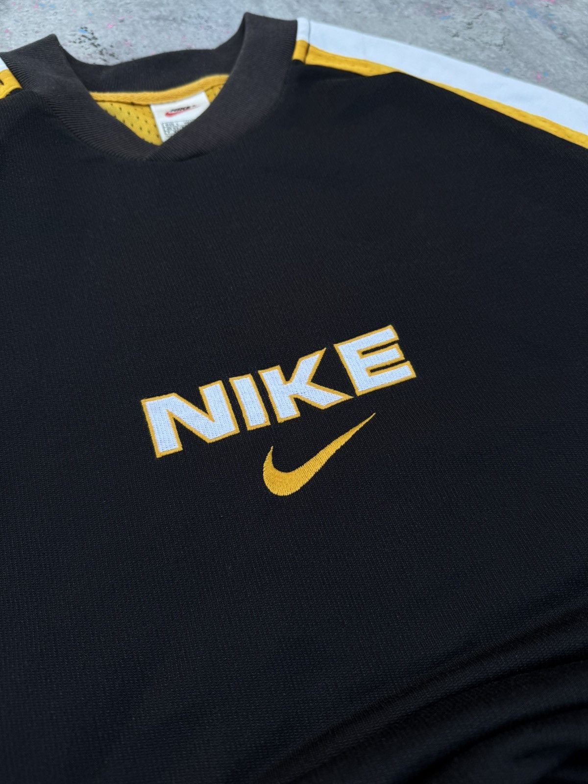 Nike Nike 90s Vintage crewneck Black and Yellow Skate Retro Swag Size US XL / EU 56 / 4 - 2 Thumbnail