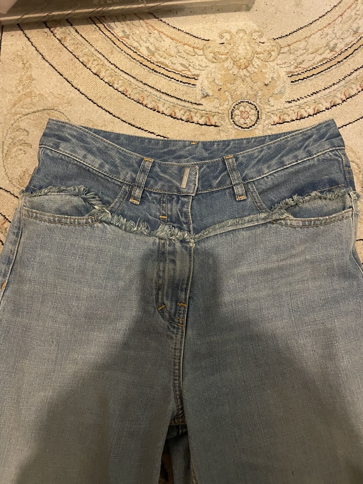 Givenchy Givenchy bi material waist denim Size US 26 / EU 42 - 2 Thumbnail