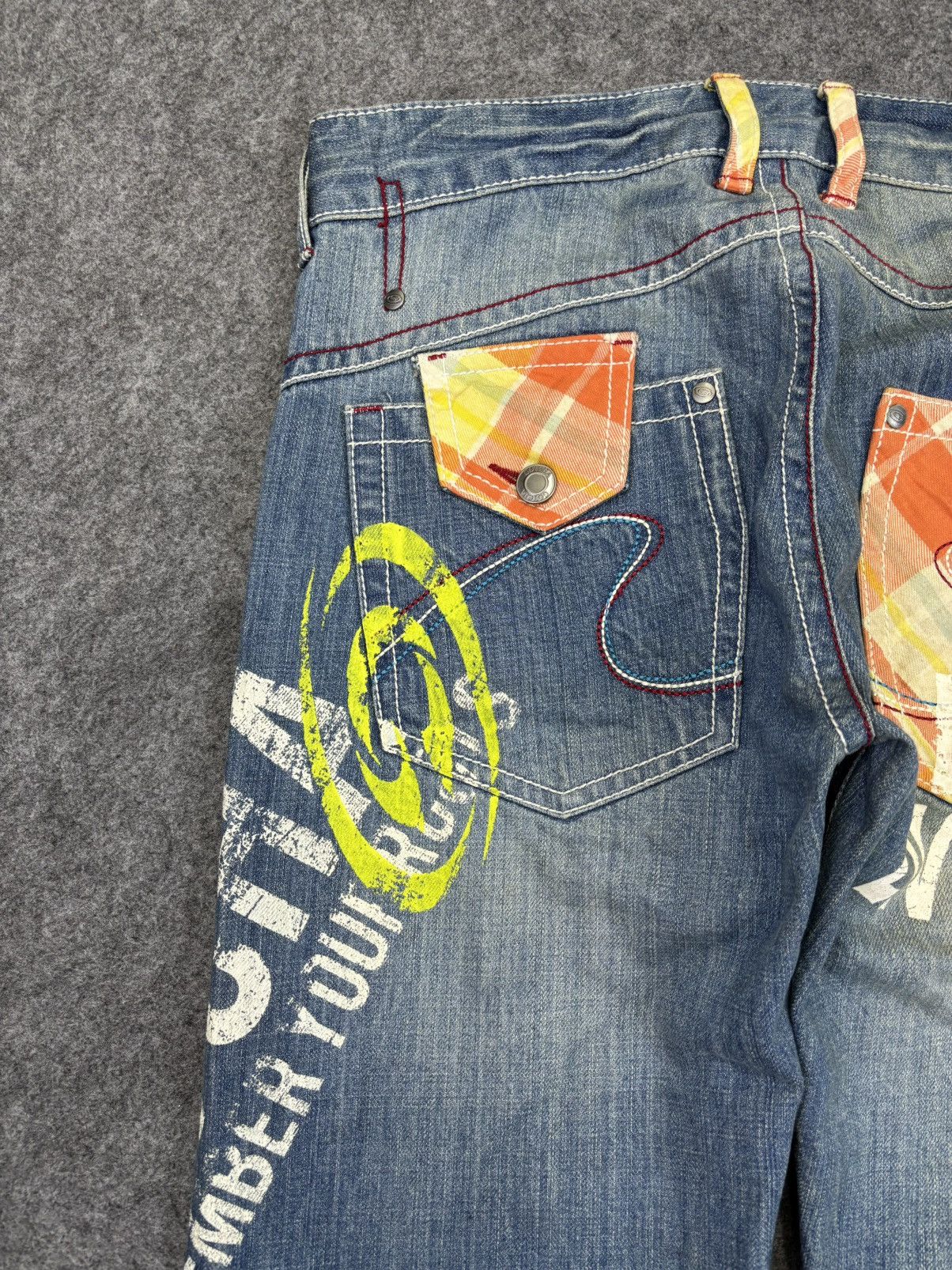 Gotcha 💥Surf Style💥Gotcha Surf Medium Wash Denim F950 Size US 33 - 10 Thumbnail