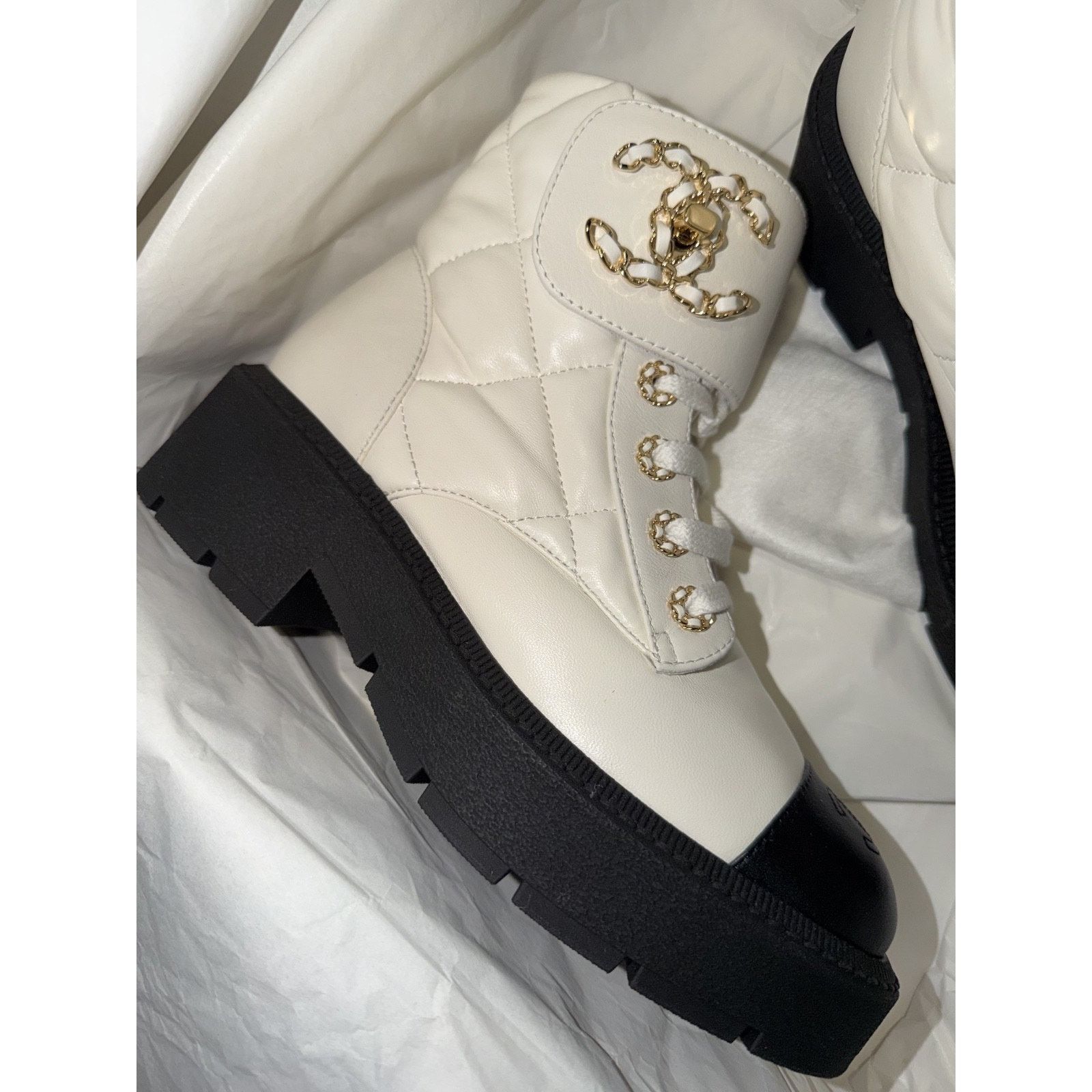 Chanel Chanel 24B White Quilt Gold CC Chain Combat Boots 37c Size US 6 / IT 36 - 6 Thumbnail