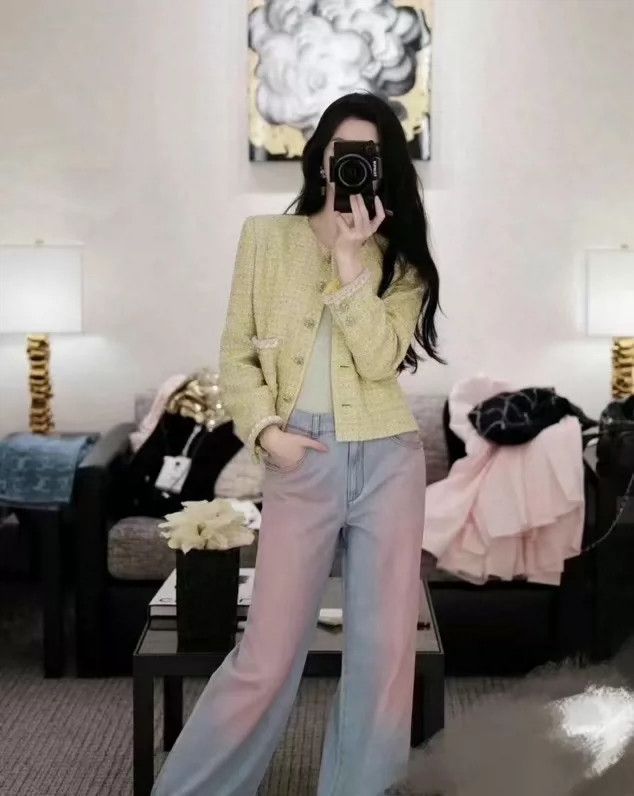 Chanel Chanel 24C early spring yellow soft clay knitted jacket Size M / US 6-8 / IT 42-44 - 2 Thumbnail
