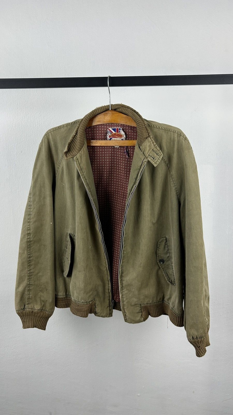 Vintage 1980s Distressed English Work Jacket Baradak by Spatz Size US L / EU 52-54 / 3 - 14 Thumbnail