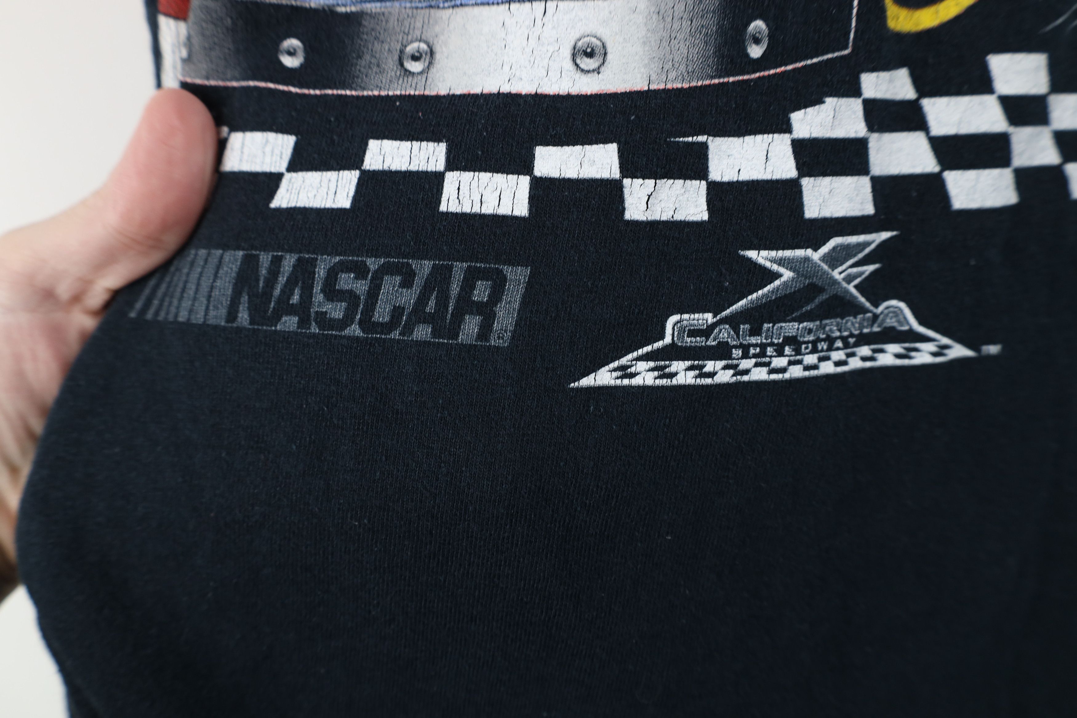 Vintage Vintage Y2K 2007 California Speedway Nascar Racing T-Shirt Size US XXL / EU 58 / 5 - 11 Thumbnail