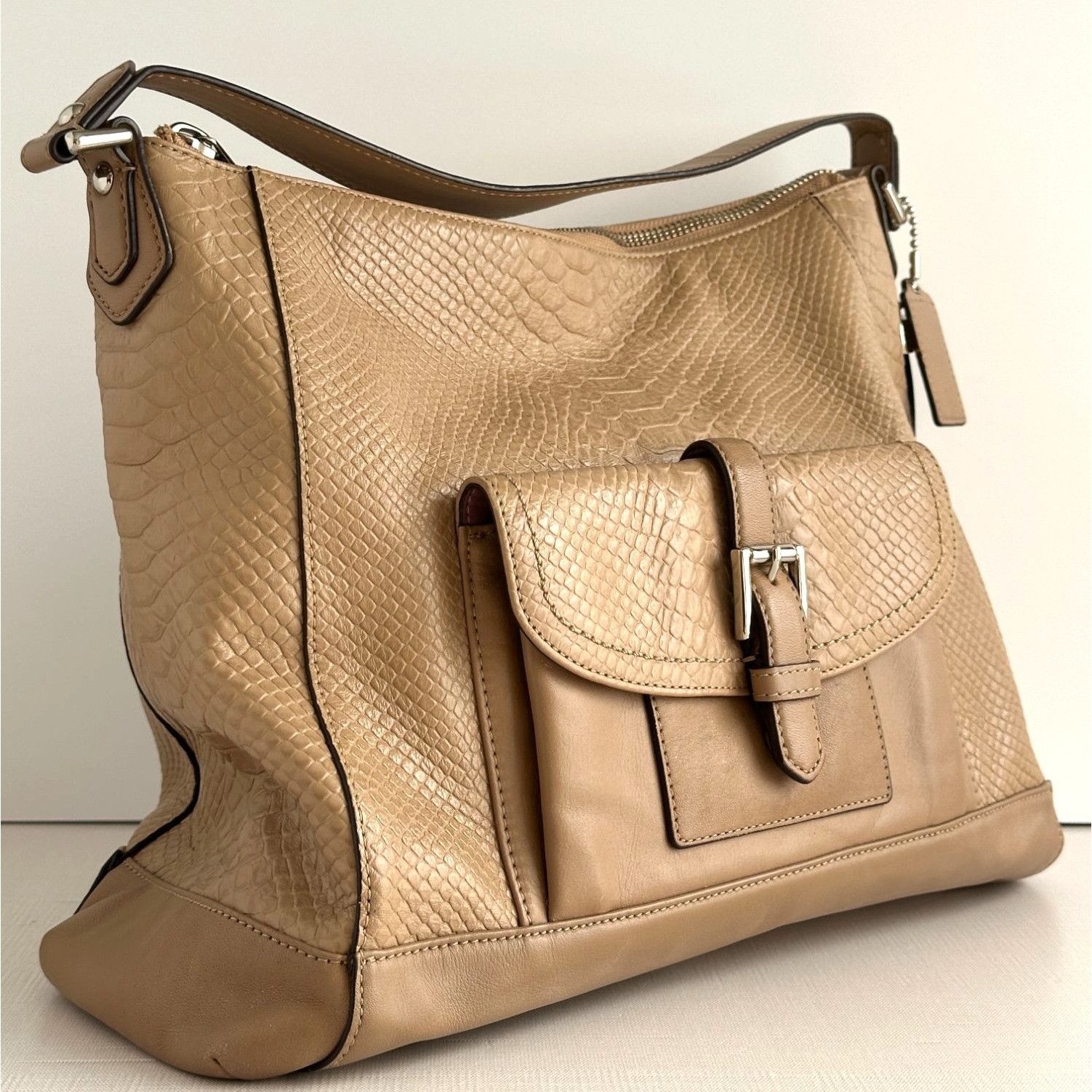 Coach Coach F31283 Charlie Python Leather Hobo Tote Shoulder Handb Size ONE SIZE - 14 Thumbnail
