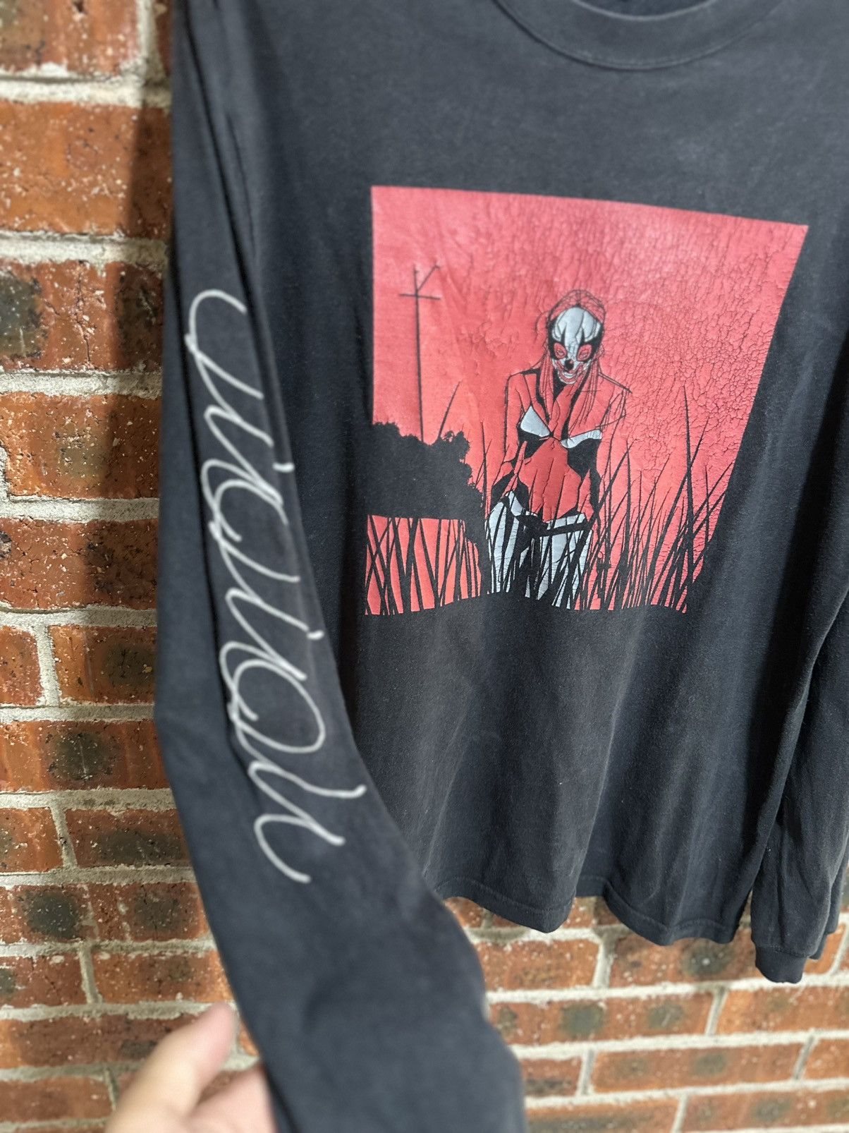 Japanese Brand Vintage Amazarashi Skull Mask Faded Long Sleeve Tee Size US M / EU 48-50 / 2 - 10 Thumbnail