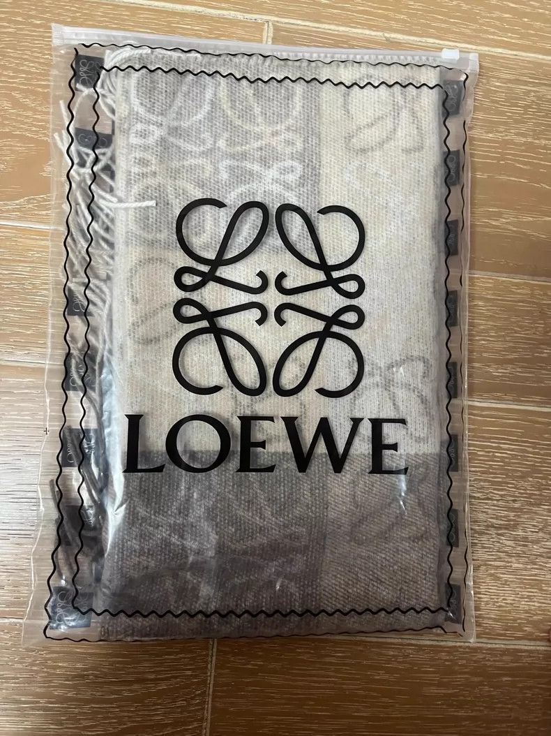 Loewe LOEWE Wool scarves, milk tea color and brown color Size ONE SIZE - 2 Thumbnail