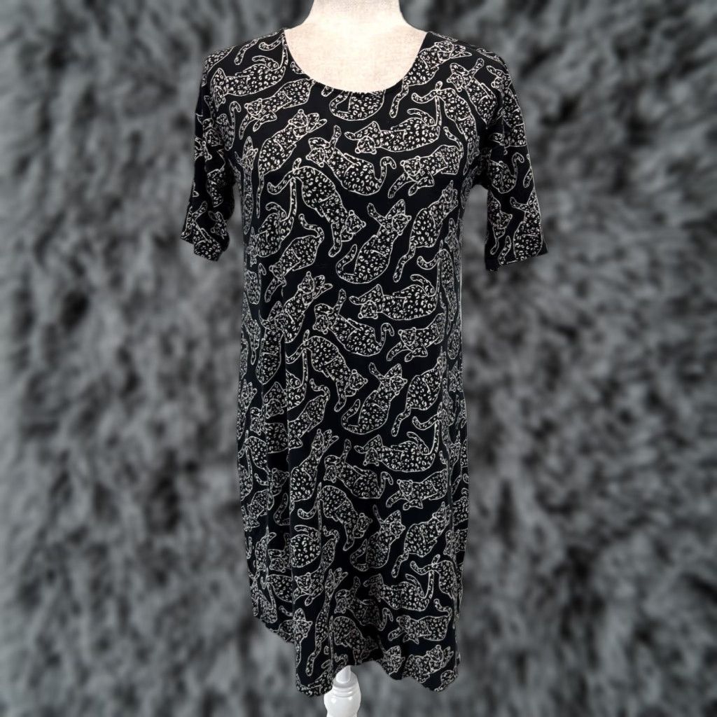 Vintage Soma Sleep Shirt Womens Small Black White Cheetah Print Short Sleeve Loose Fit Size S / US 4 / IT 40 - 1 Thumbnail