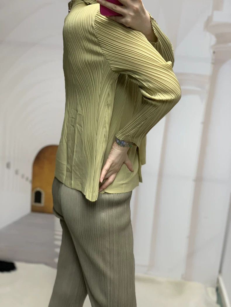 Issey Miyake Issey Miyake A light yellow pleated top Size 3XL / US 20-22 - 3 Thumbnail