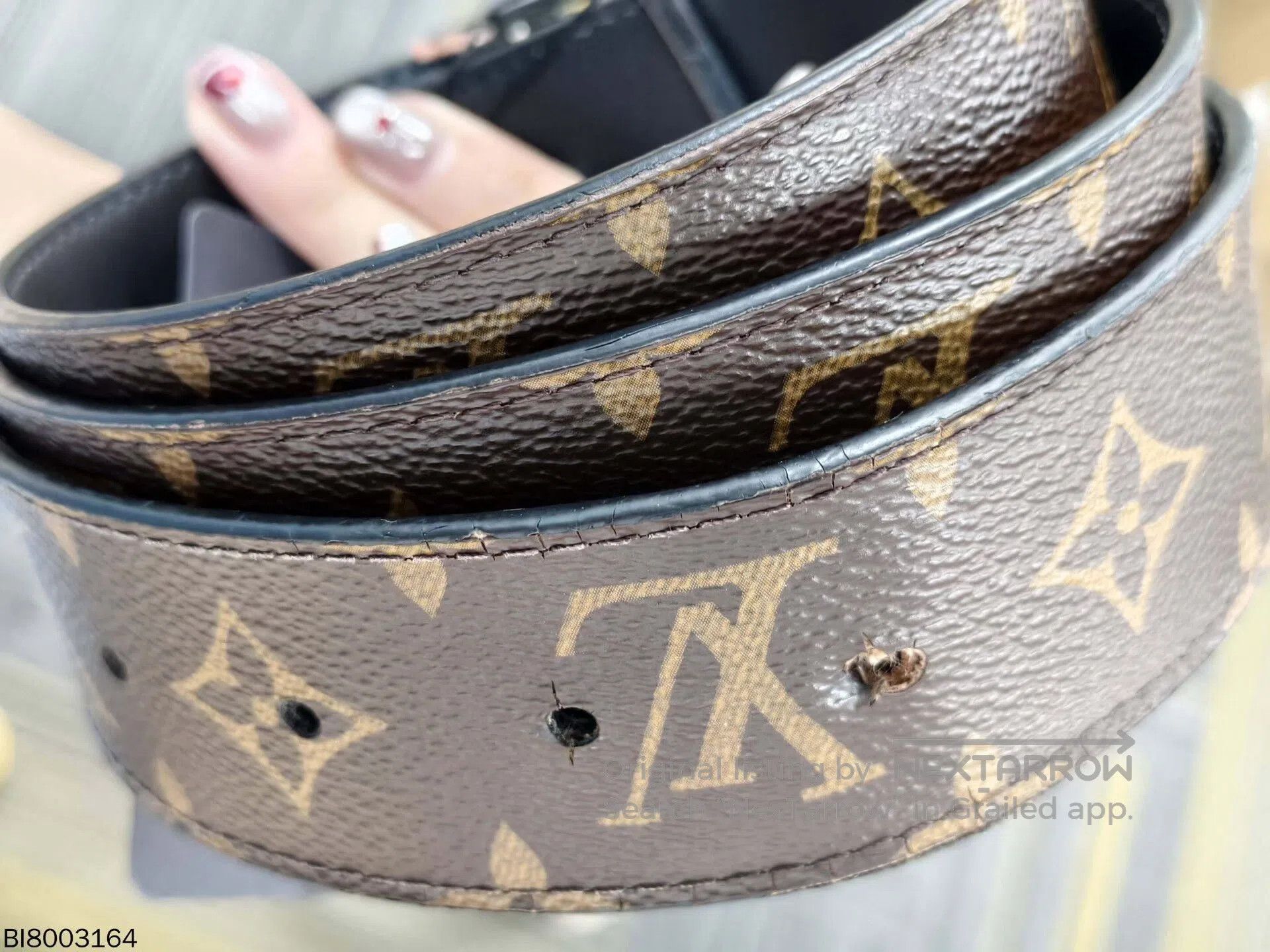 Louis Vuitton louis vuitton initiales reversible leather belt. Size ONE SIZE - 4 Thumbnail