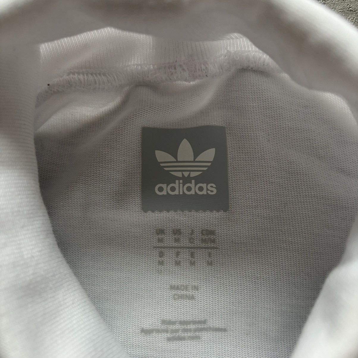 Adidas White adidas turtleneck Size US M / EU 48-50 / 2 - 4 Thumbnail