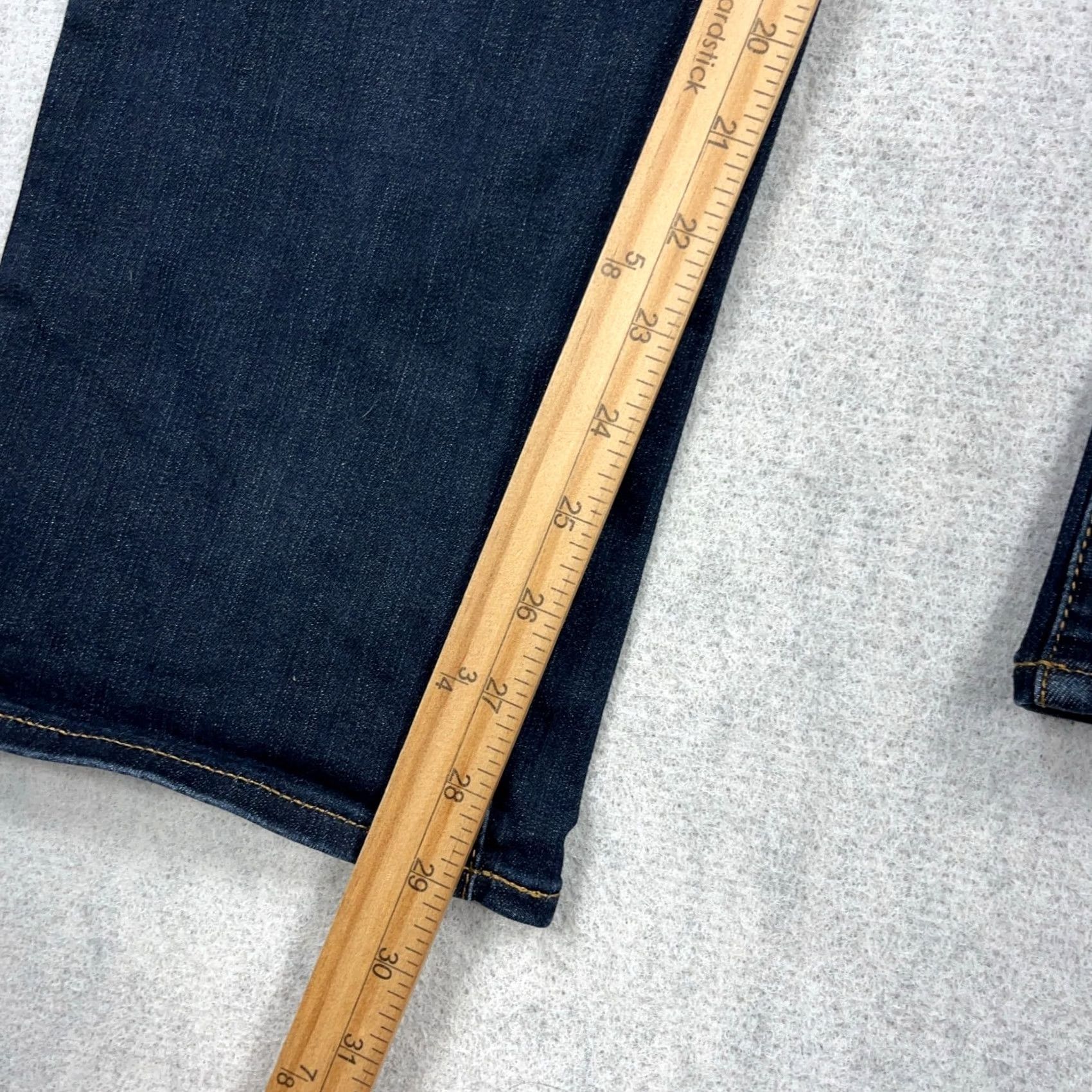 American Eagle Outfitters American Eagle Jeans Men 33x30 Dark Wash Straight Leg 5-Pocket Denim Cotton Belt Loops Regular Fit Vintage No Size US 33 - 7 Thumbnail