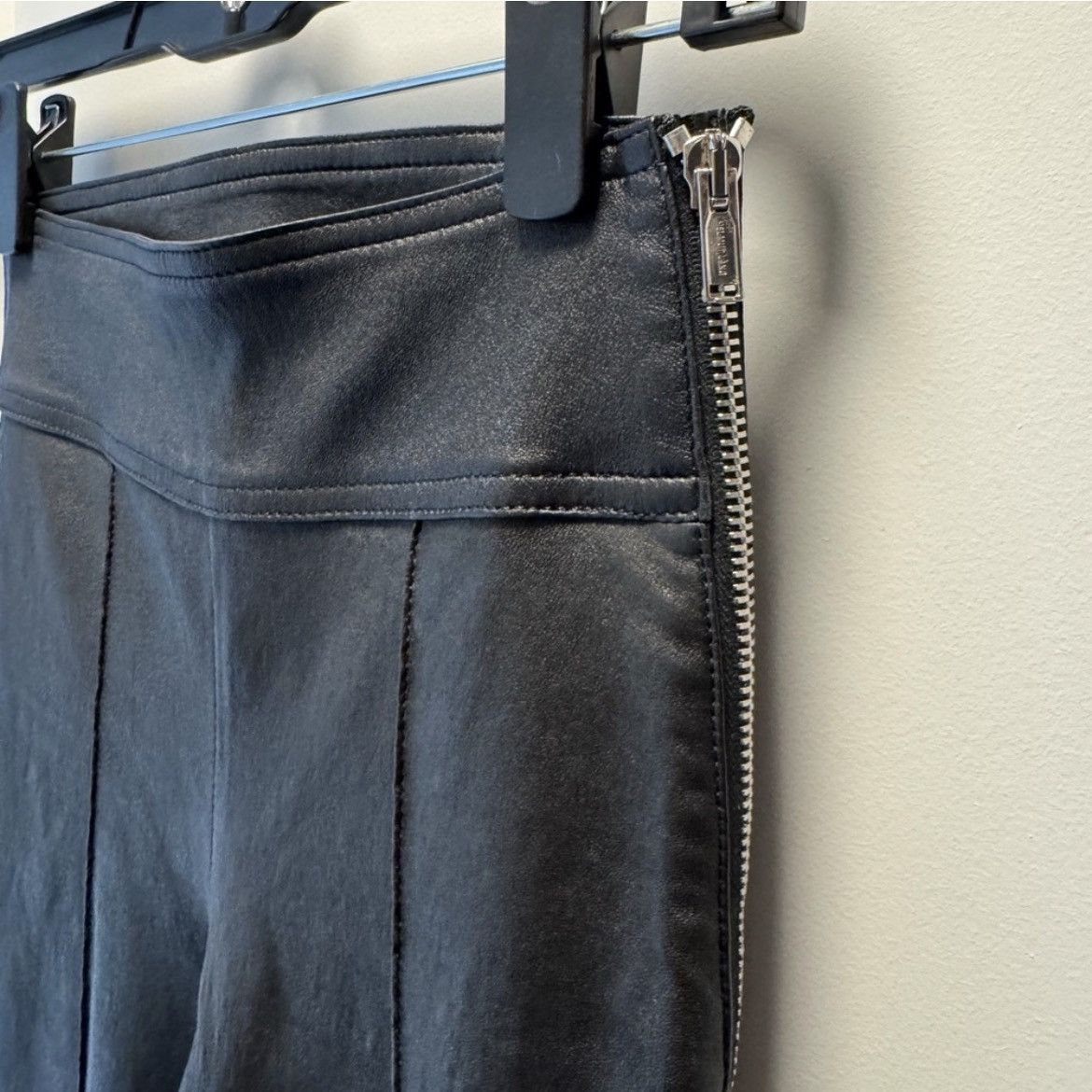 Helmut Lang Helmut Lang black lambskin side zip leather bootcut pants Size 24" / US 00 / IT 34 - 5 Thumbnail