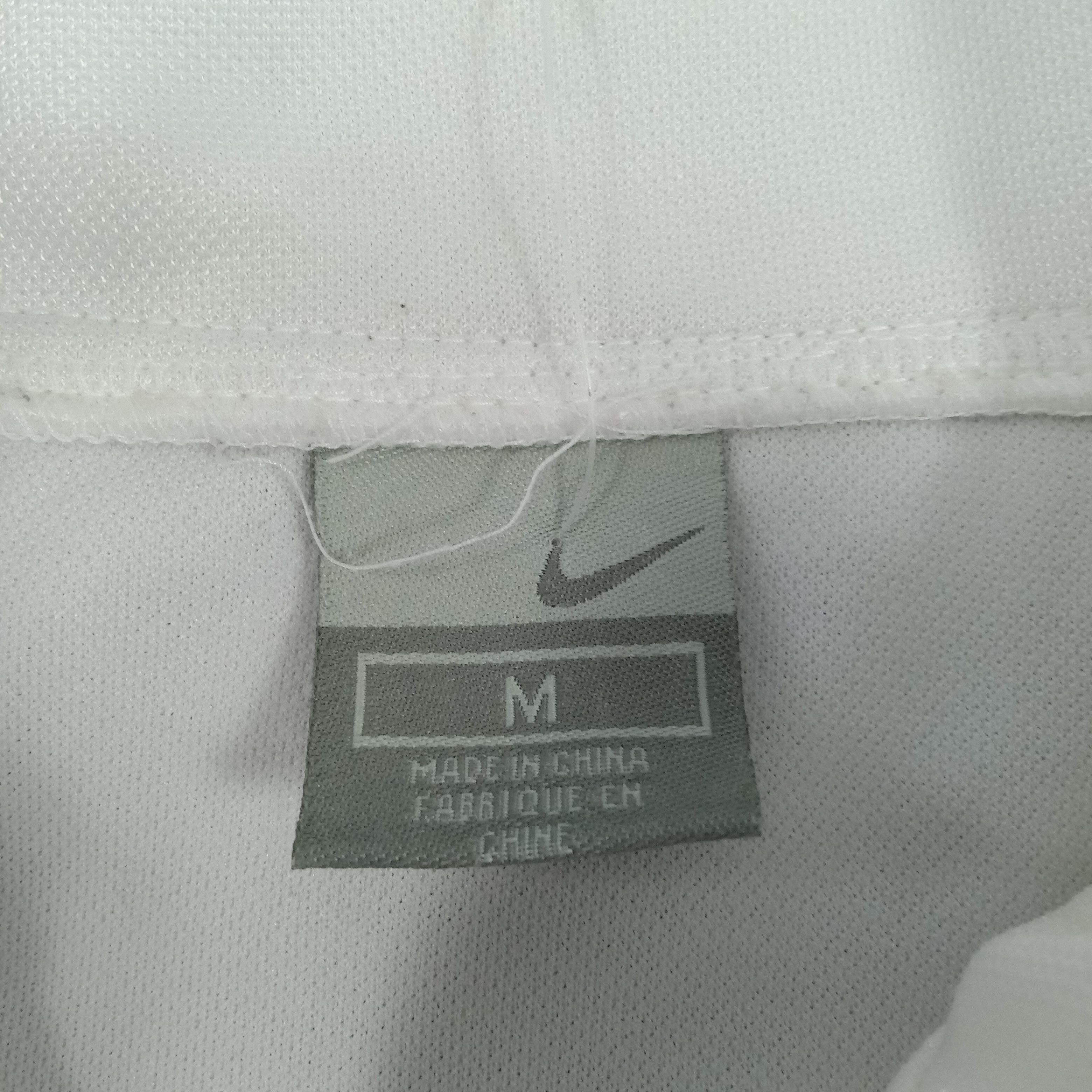 Nike × Vintage Nike Sports Style Center Swoosh Jacket Size US L / EU 52-54 / 3 - 5 Thumbnail