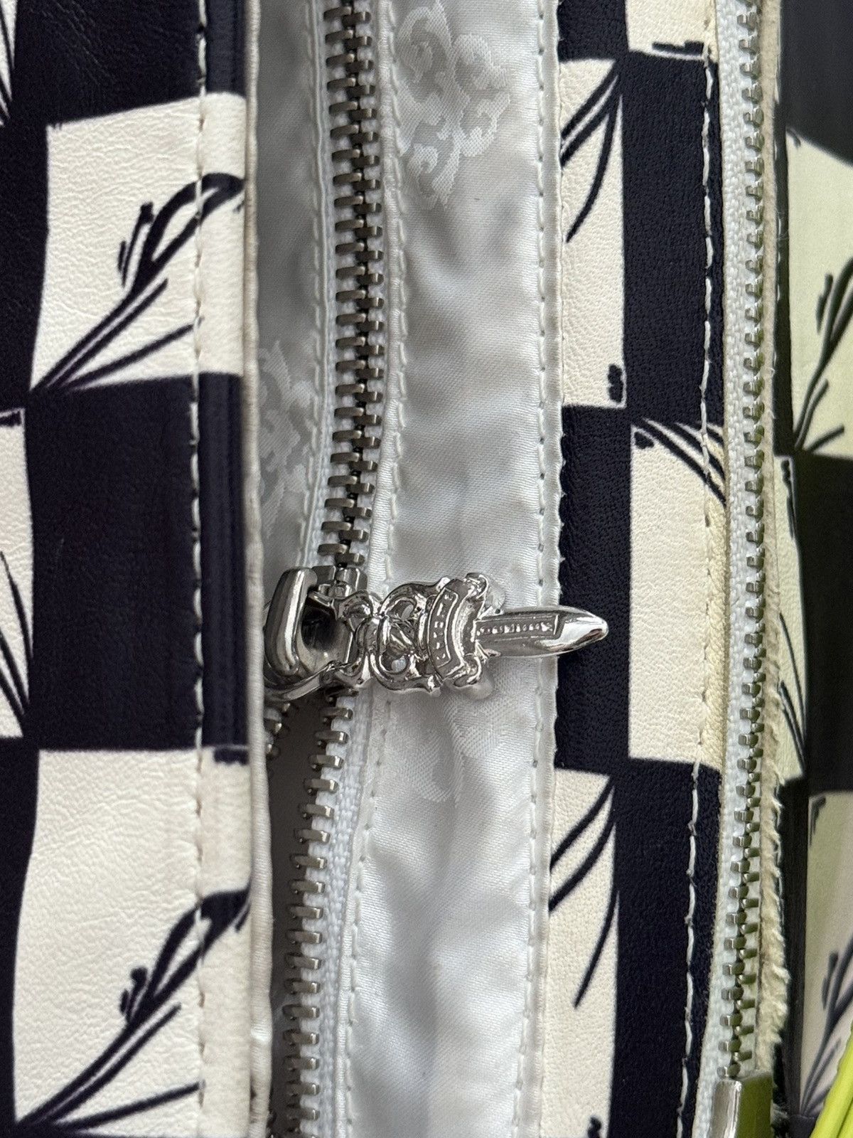 Chrome Hearts Chrome Hearts Mattyboy 99eyes Leather Bag with Green Strap Size ONE SIZE - 12 Thumbnail