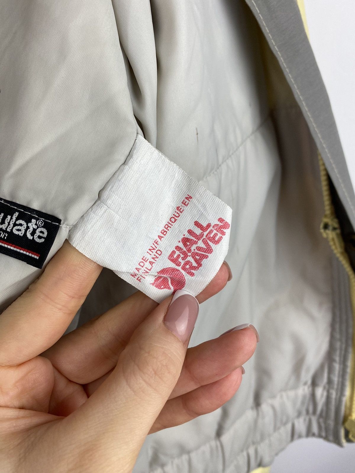 Fjallraven × Vintage Fjallraven Thinsulate vintage men’s jacket size S Size US S / EU 44-46 / 1 - 24 Thumbnail