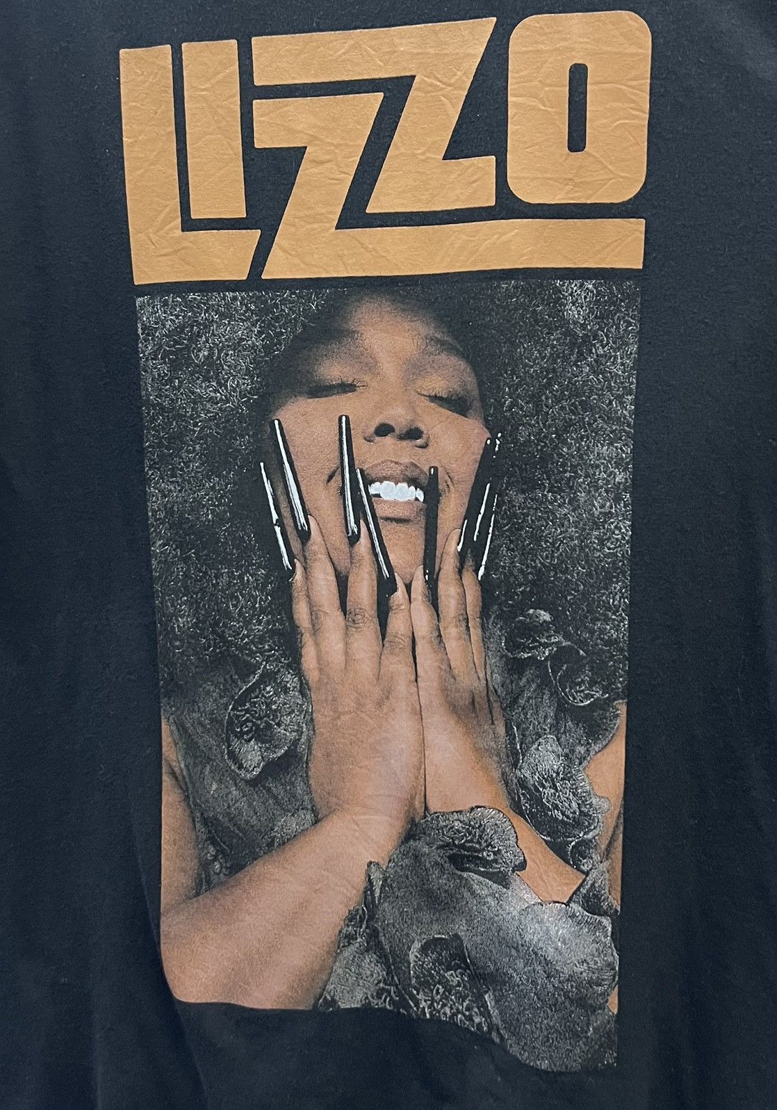 Rap Tees × Vintage VINTAGE AMERICAN SINGER AND RAPPER LIZZO SHIRT Size US XXL / EU 58 / 5 - 3 Thumbnail