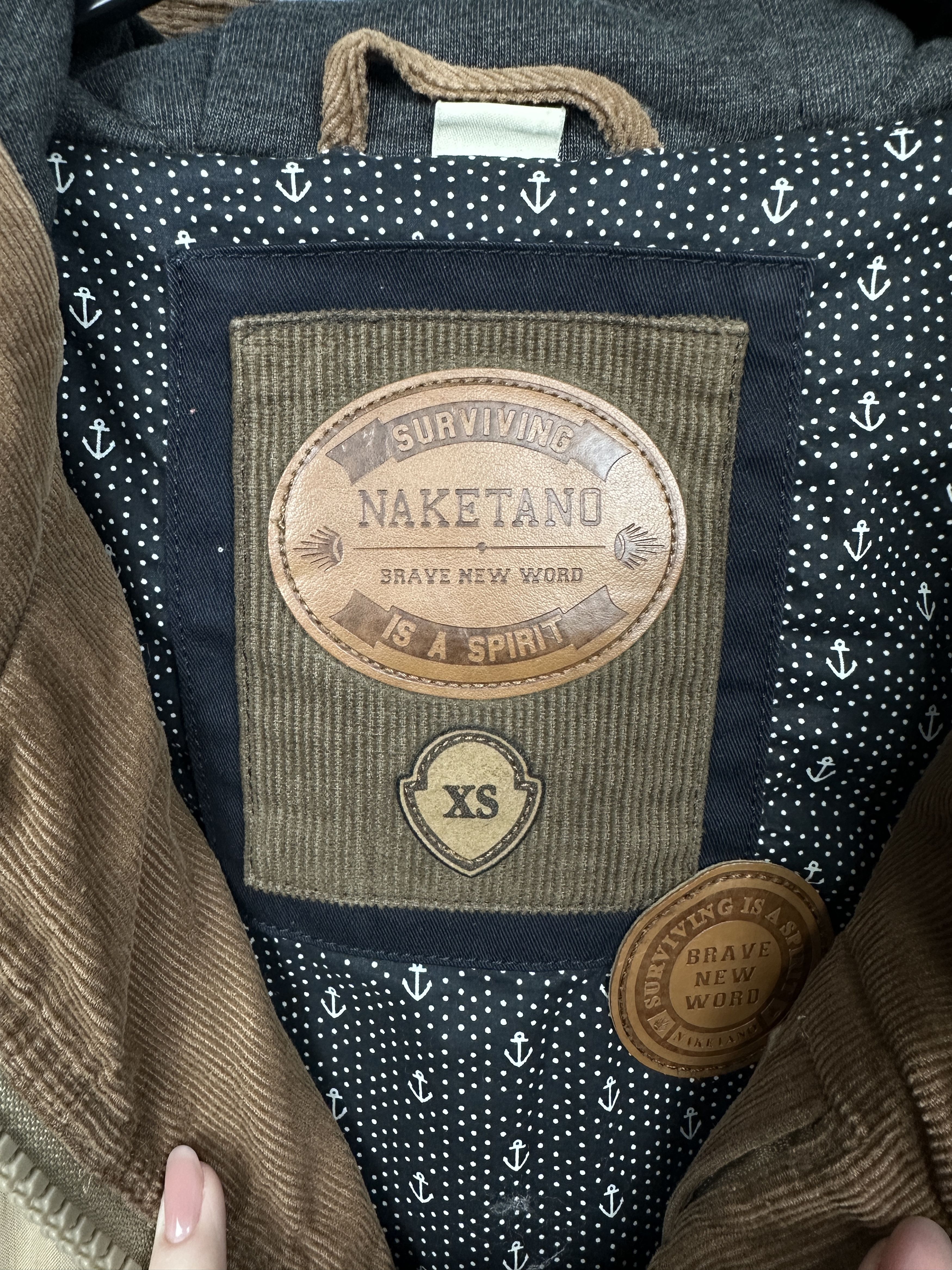 Naketano Naketano Womens Hooded Insulated Jacket Size XS / US 0-2 / IT 36-38 - 4 Thumbnail
