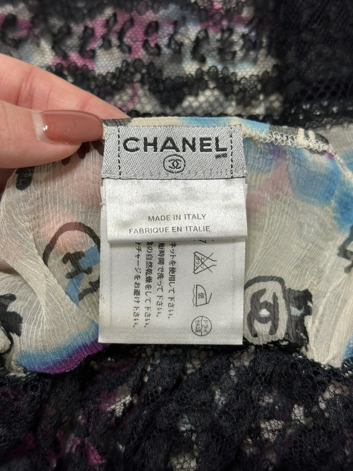 Chanel CHANEL Resort 2007 Graffiti Print Lace Trim Camisole Size M / US 6-8 / IT 42-44 - 5 Thumbnail