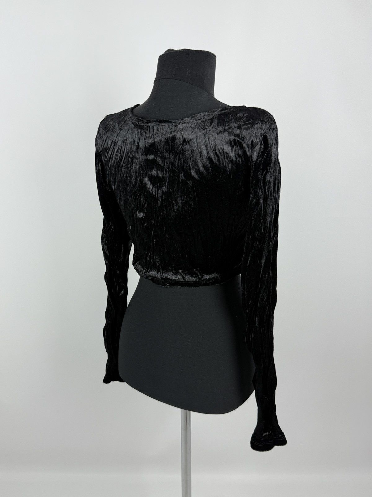 Killstar Killstar Black Crinkled Velour Crop Top M Gothic Grunge Size M / US 6-8 / IT 42-44 - 2 Thumbnail