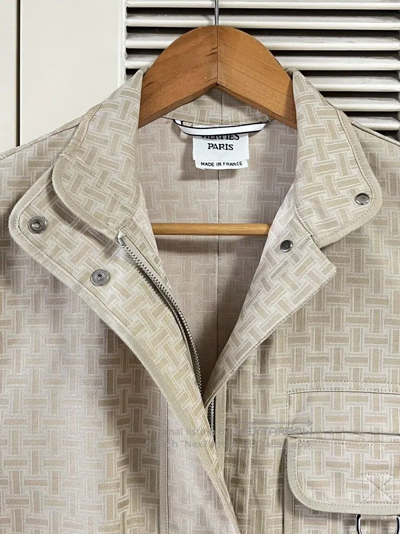Hermes Hermes Women's long trench coat Size XXS / US 00 / IT 34 - 4 Thumbnail
