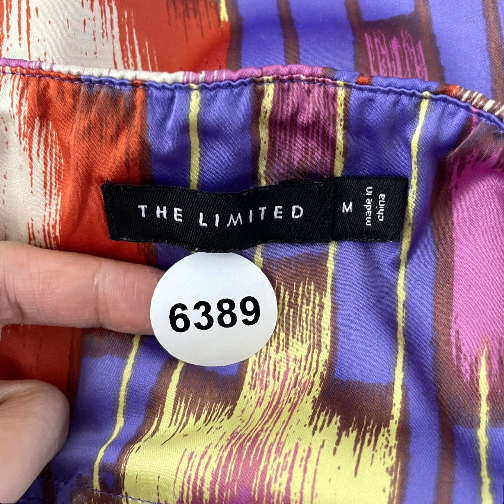 Vintage VINTAGE Y2K Halter Top Purple Satin 70s Groovy Disco Pattern Keyhole Shirt M Womens Size M / US 6-8 / IT 42-44 - 8 Thumbnail