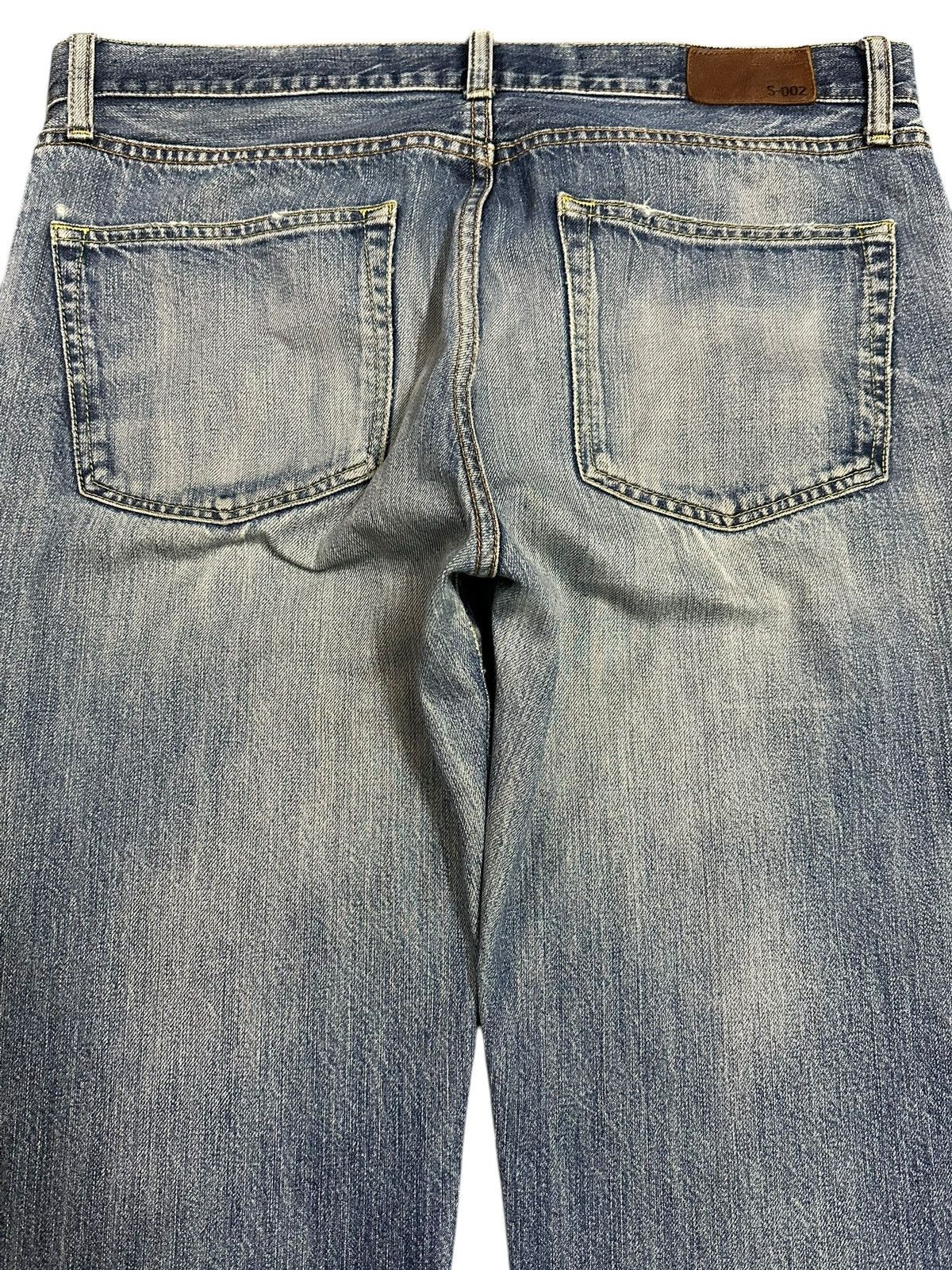 Japanese Brand Vintage Japanese Uniqlo Blue Wash Distress Style Loose Jeans Size US 34 / EU 50 - 5 Thumbnail