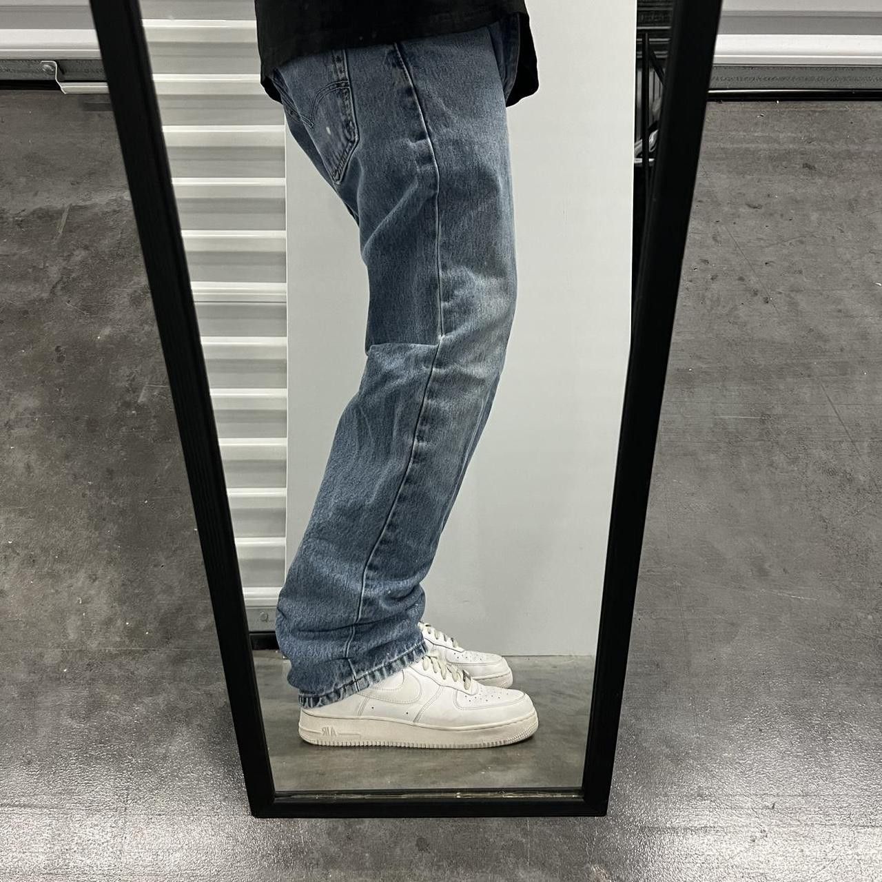 Levi's × Vintage Vintage Y2K Levis 505 Skater Style Medium Wash Denim Jeans! Size US 35 - 2 Thumbnail