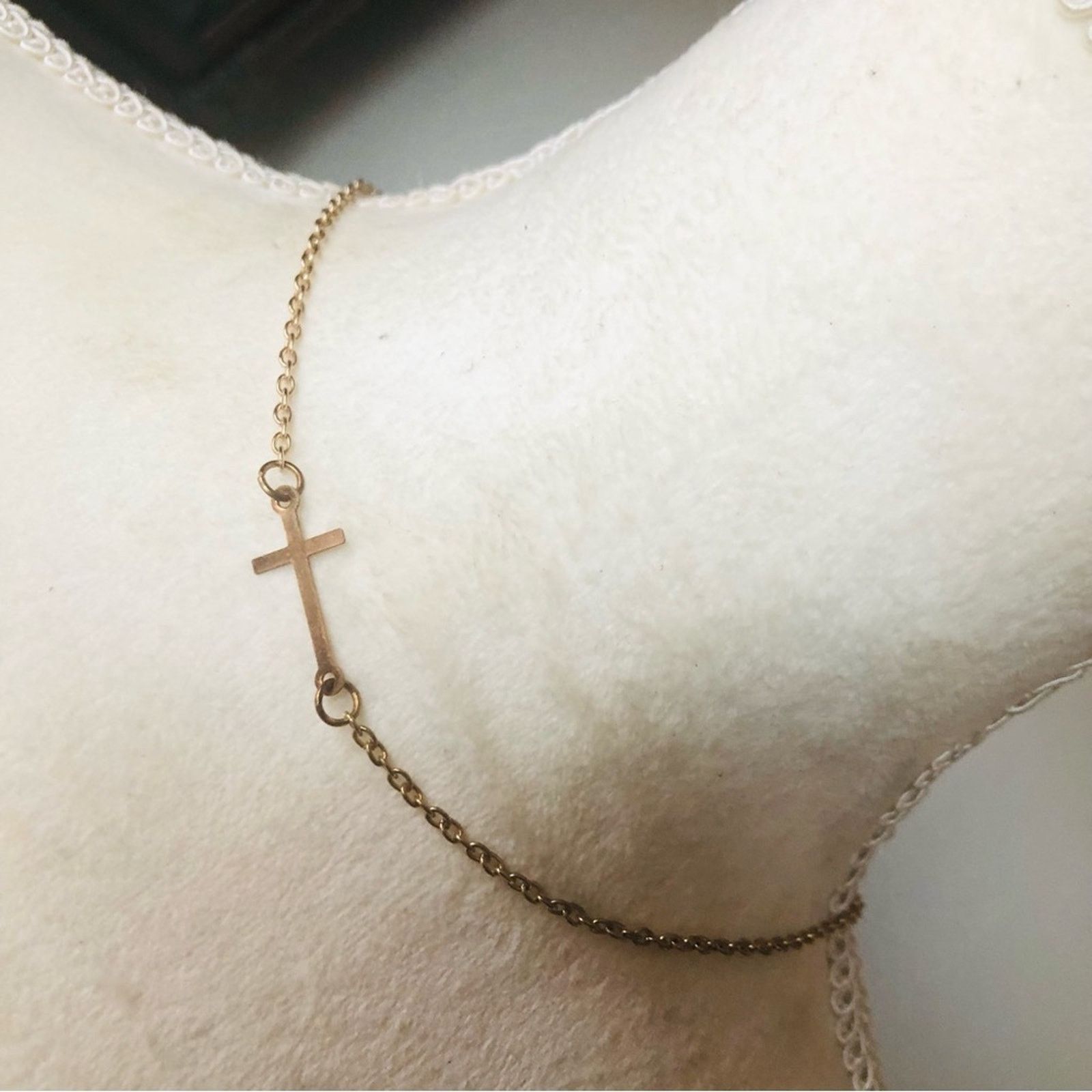 Jewelry Gold plated cross chain necklace Size ONE SIZE - 1 Thumbnail