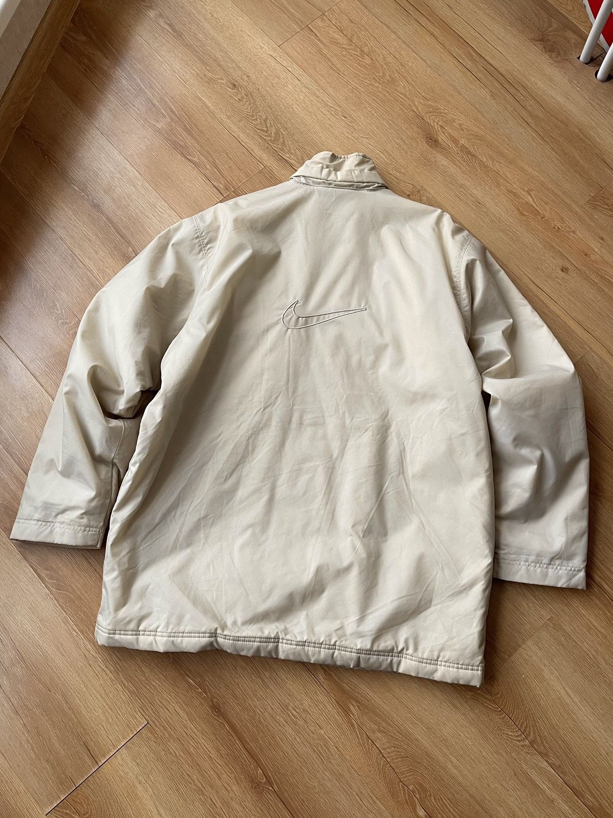 Nike 90s Vintage Nike Swoosh Logo Raincoat Puffer Jacket Full Zip Size US L / EU 52-54 / 3 - 1 Thumbnail