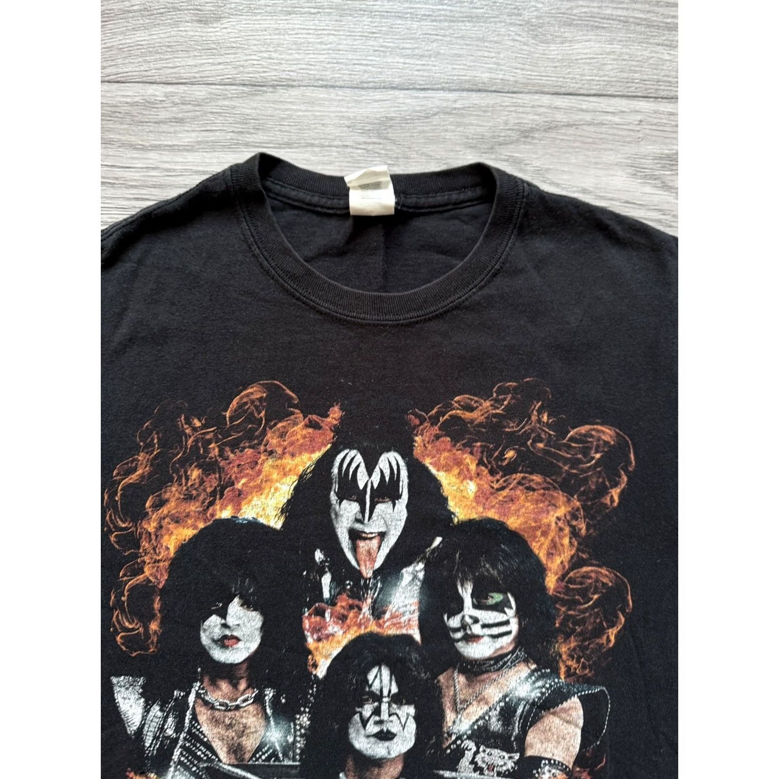 Gildan KISS End Of The Road World Tour Concert T-shirt Men S Black Double-Sided Gildan Shirt Size S Size US S / EU 44-46 / 1 - 6 Thumbnail