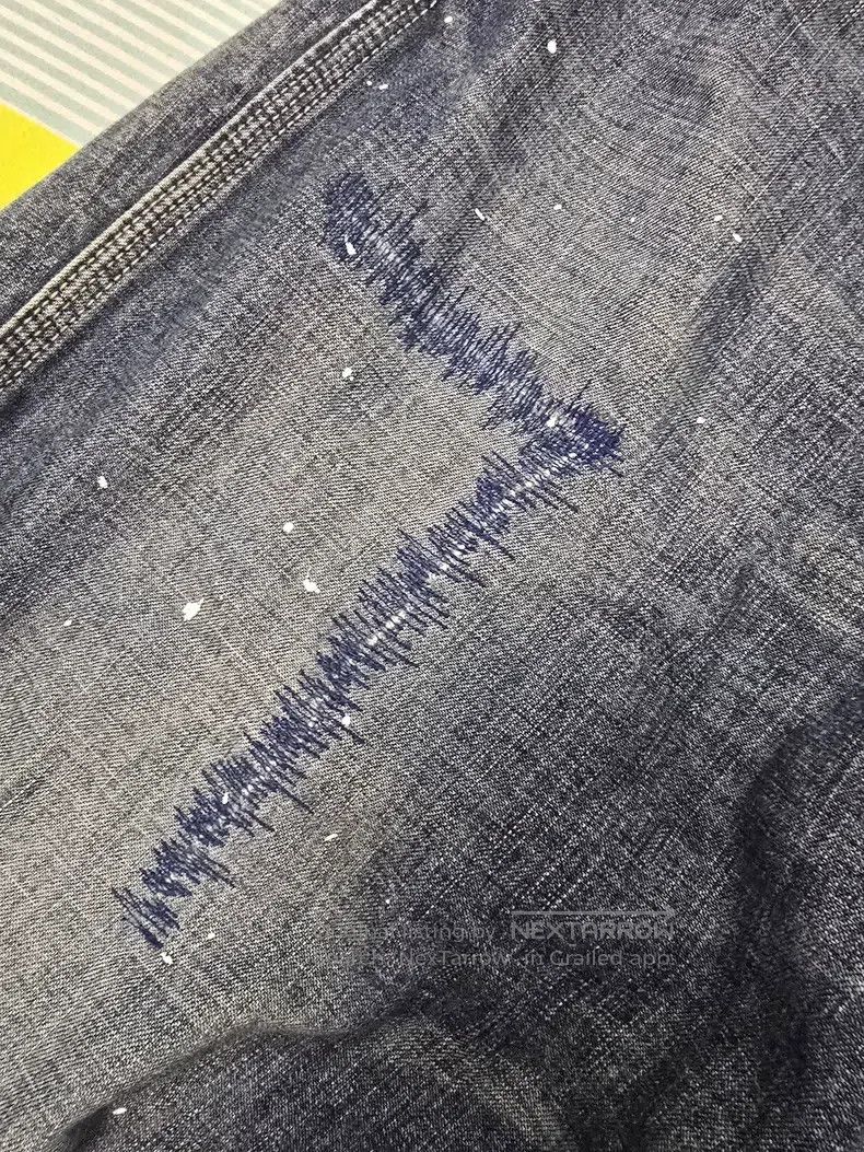 Neighborhood Neighborhood size L Water-washed Splatter Effect Workwear Size US 27 - 3 Thumbnail