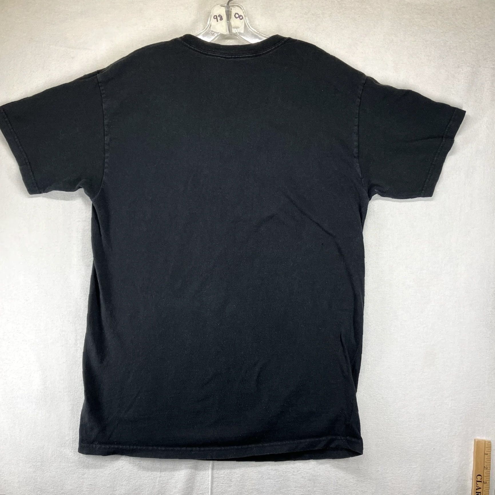 Vintage Juice Wrld Manga Anime Dirt Bike Graphic Print Faded Black T-Shirt Men Medium Size US M / EU 48-50 / 2 - 2 Thumbnail