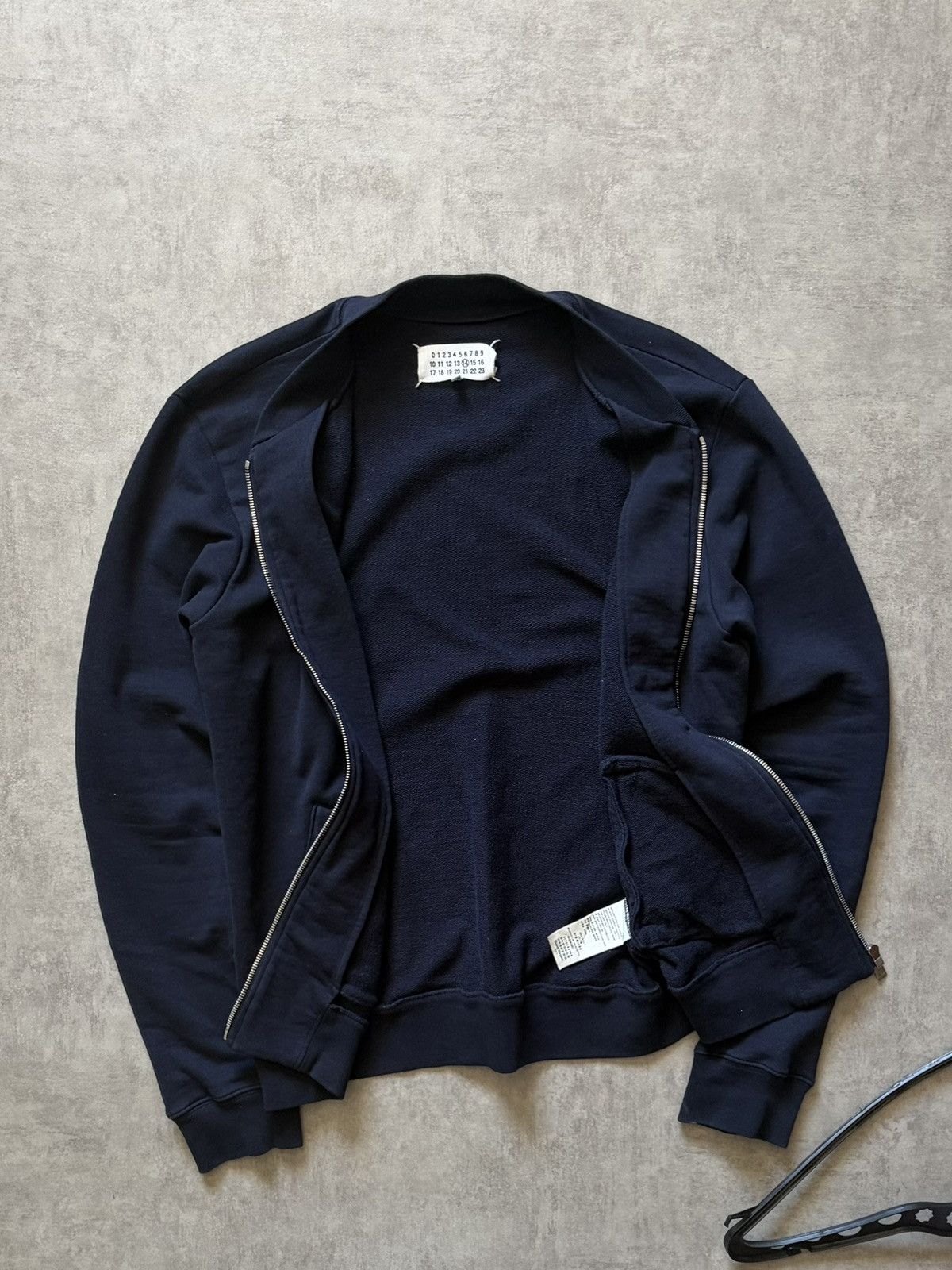 Maison Margiela Maison Margiela Leather Elbow Patch Sweater in Black Size US M / EU 48-50 / 2 - 5 Thumbnail