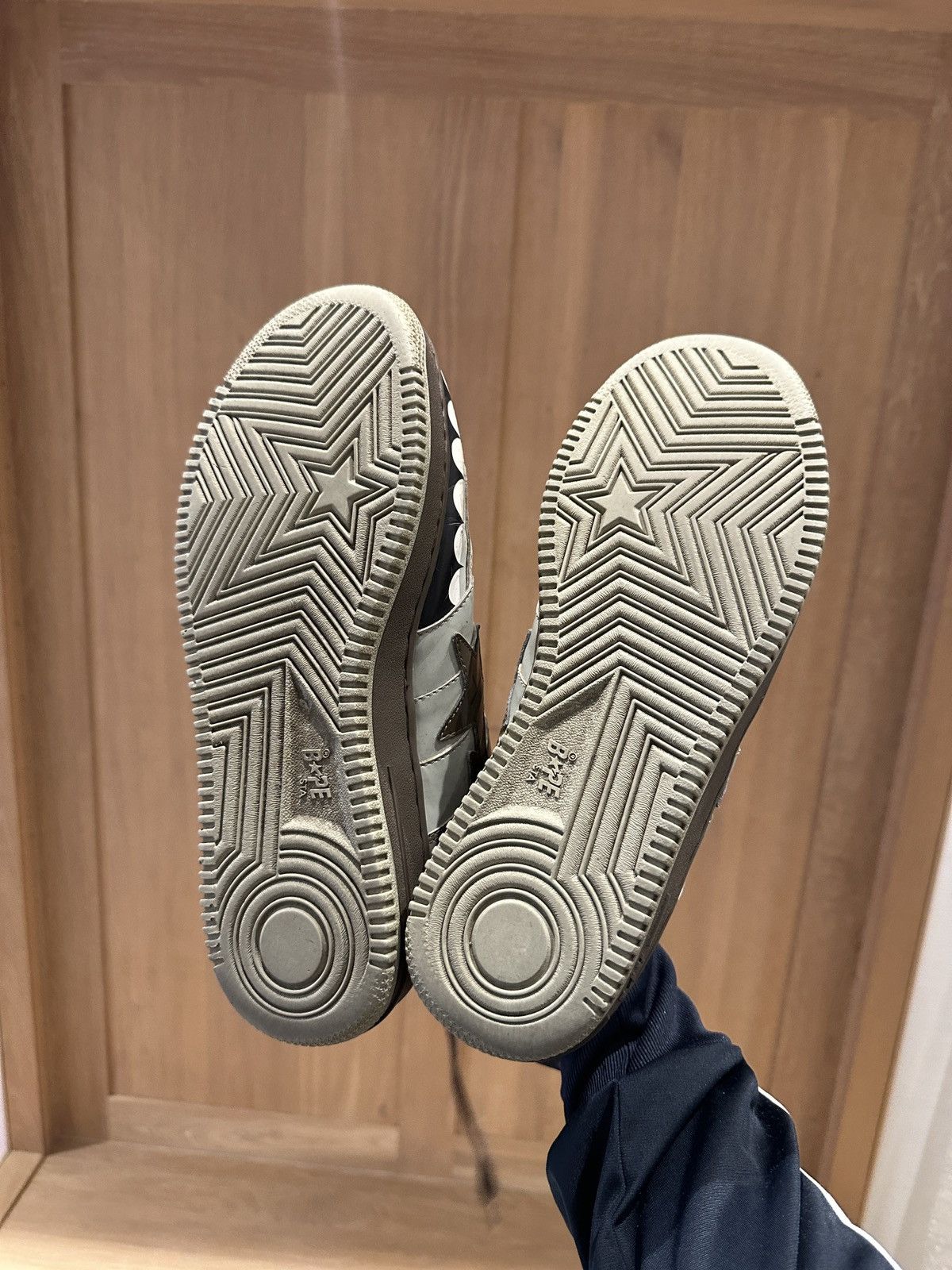Bape × Kaws Kaws Bapestas Size US 10 / EU 43 - 2 Thumbnail