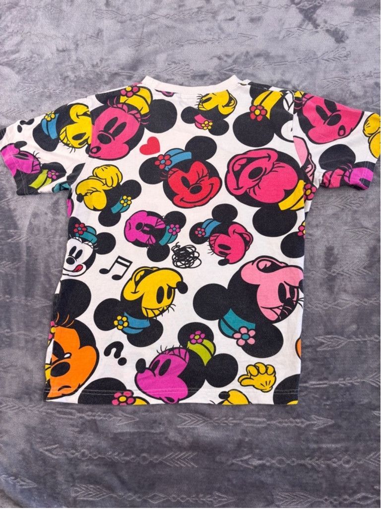 Disney Girls Disney Tokyo Resort T-shirt Size S White Multi-color Size US S / EU 44-46 / 1 - 8 Thumbnail