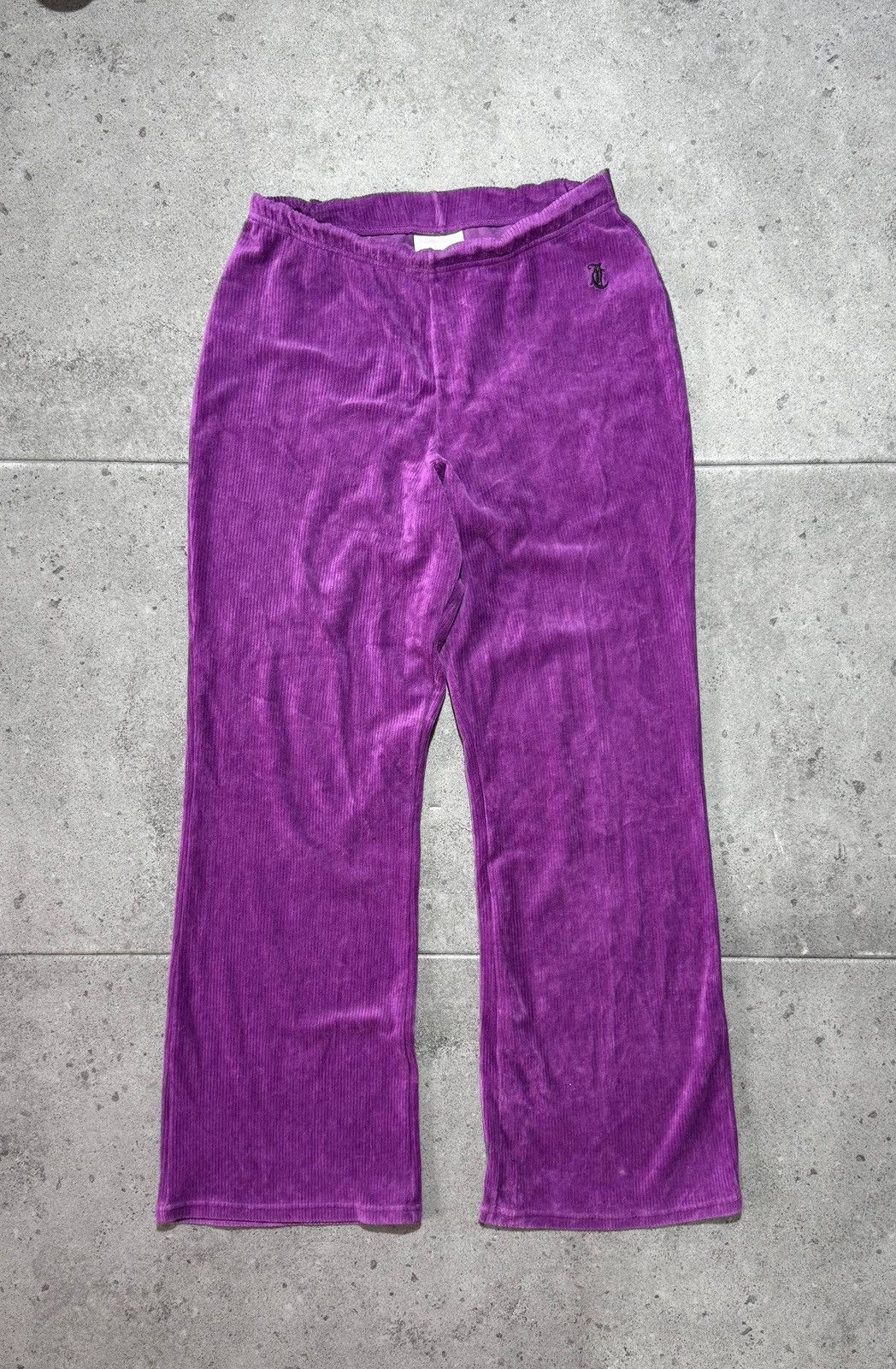 Juicy Couture Velveteen Velour Juice Couture purple pants bell bottom Size 30" / US 8 / IT 44 - 5 Thumbnail