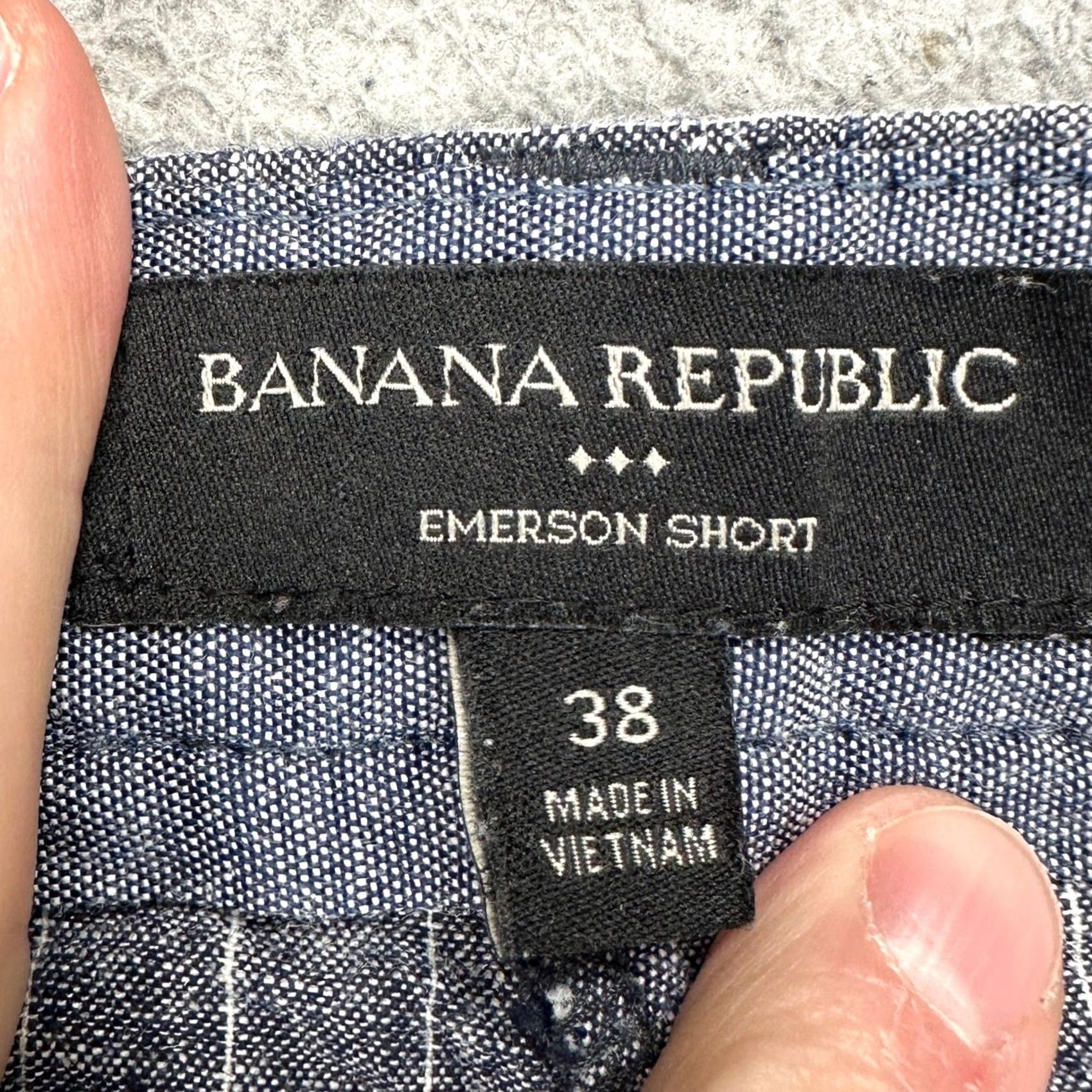 Banana Republic VINTAGE Banana Republic Emerson Shorts Mens 38 Blue White Pinstripe Khakis Linen Blend Khaki/Khakis Size US 38 / EU 54 - 3 Thumbnail