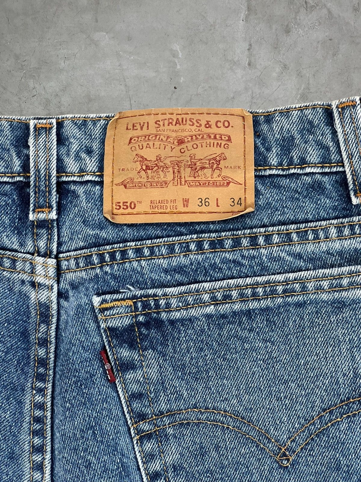 Levi's Vintage Levi’s Tapered 550 Blue Wash Size US 34 / EU 50 - 8 Thumbnail