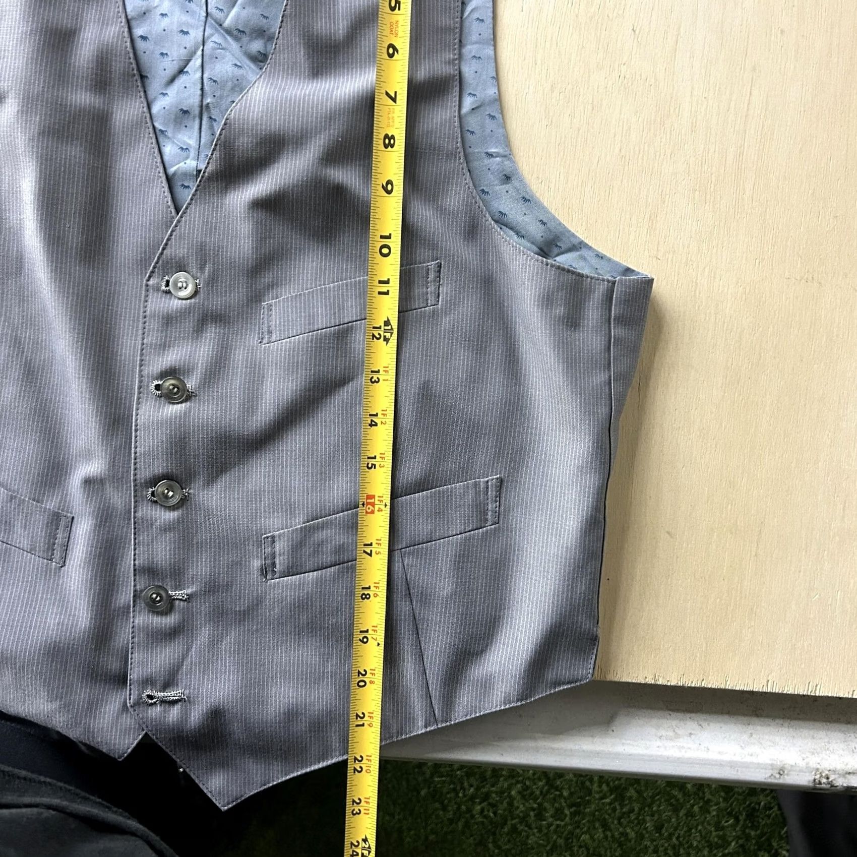 Vintage Suit Vest Mens Large Gray Striped Waistcoat Five-Button Formal Wedding Shirt Alternative: None Size US L / EU 52-54 / 3 - 4 Thumbnail