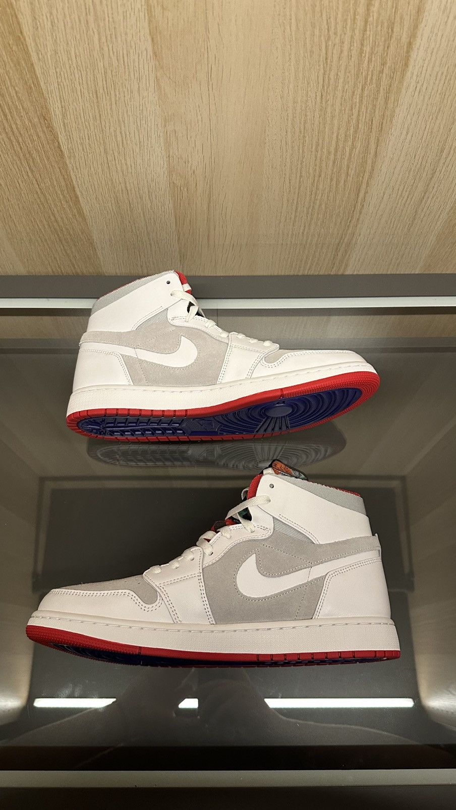 Jordan Brand × Nike Air Jordan 1 CMFT “Hare” Size US 12 / EU 45 - 3 Thumbnail