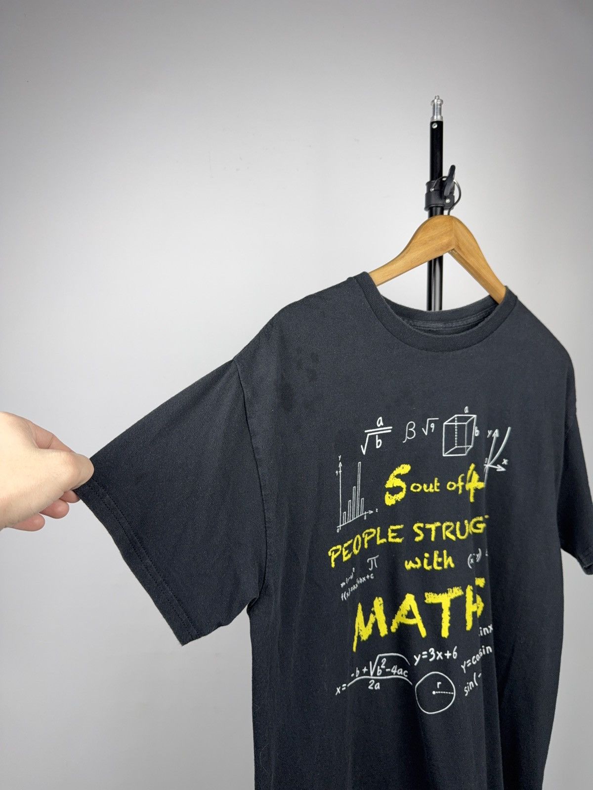 Vintage Vintage 00s Math Humor Graphic T-Shirt “5 Out of 4” Size US L / EU 52-54 / 3 - 3 Thumbnail