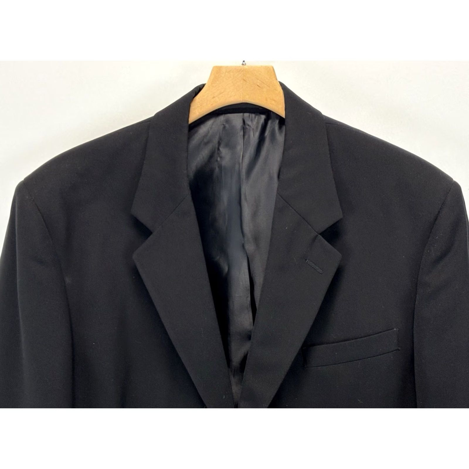 Vintage TravelSmith Blazer Sport Coat Mens 44R Black Travel Zip Pockets Classic 2-Button Jacket"} Size 42R - 2 Thumbnail