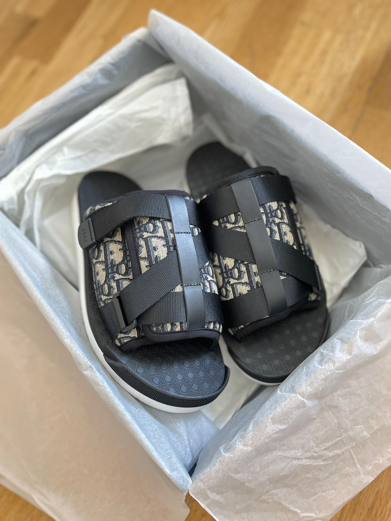 image of Dior O1Tm1Un1I0124 Sandals In Black, Men's (Size 7)