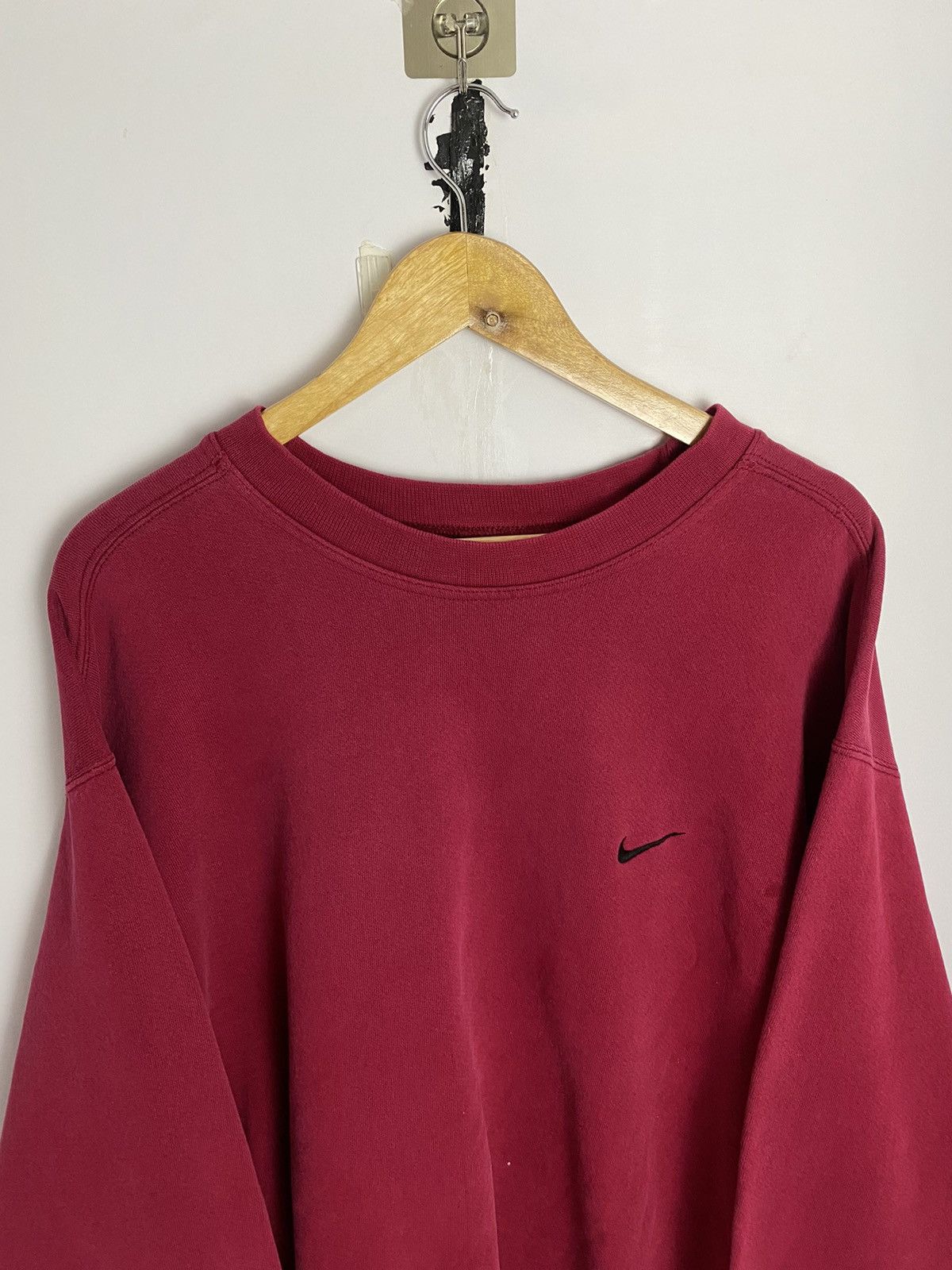 Nike Vintage 90s Nike Swoosh Cherry Red Size US L / EU 52-54 / 3 - 1 Thumbnail