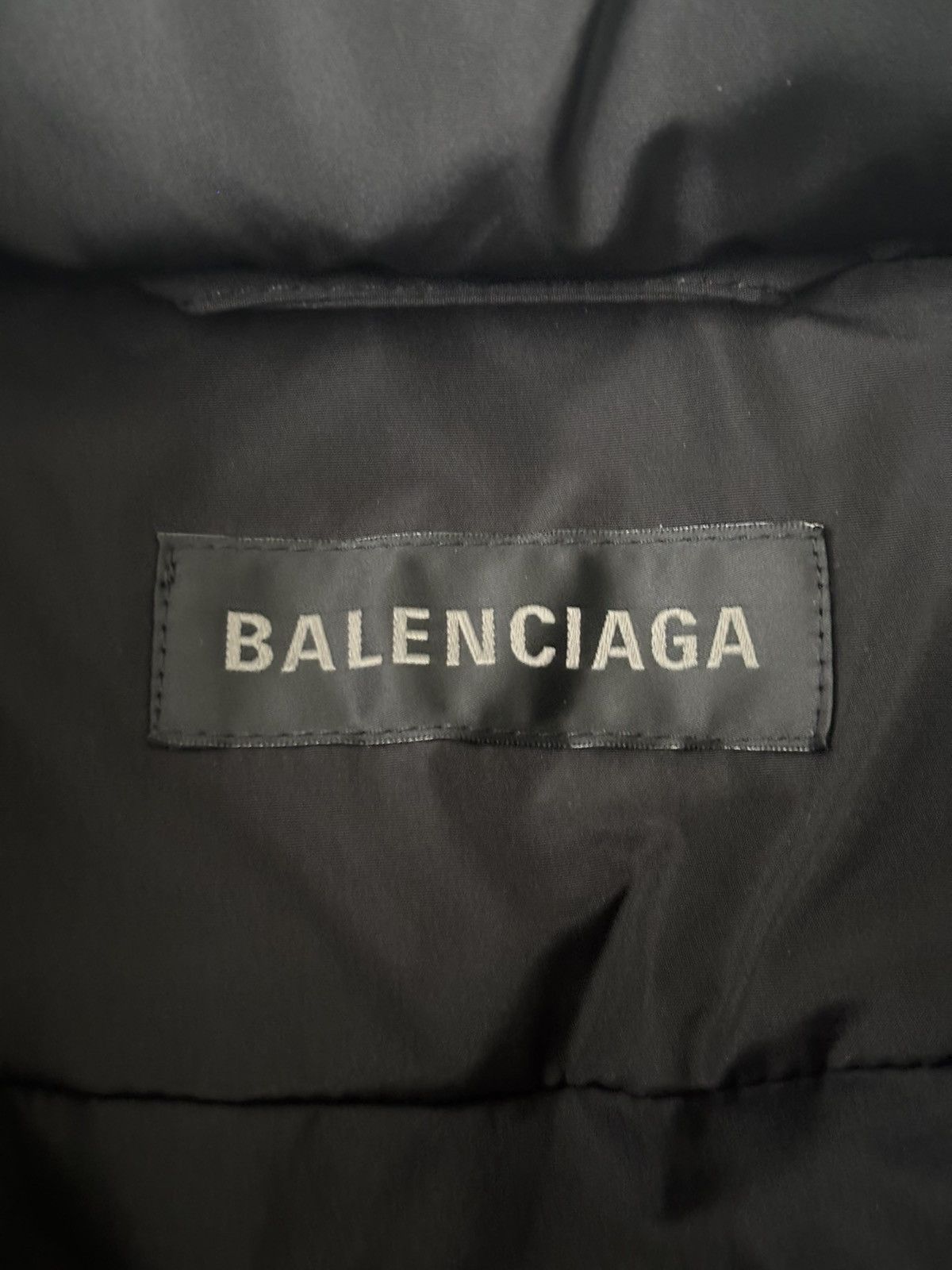 Balenciaga Balenciaga C Shape Puffer Size US XL / EU 56 / 4 - 4 Thumbnail