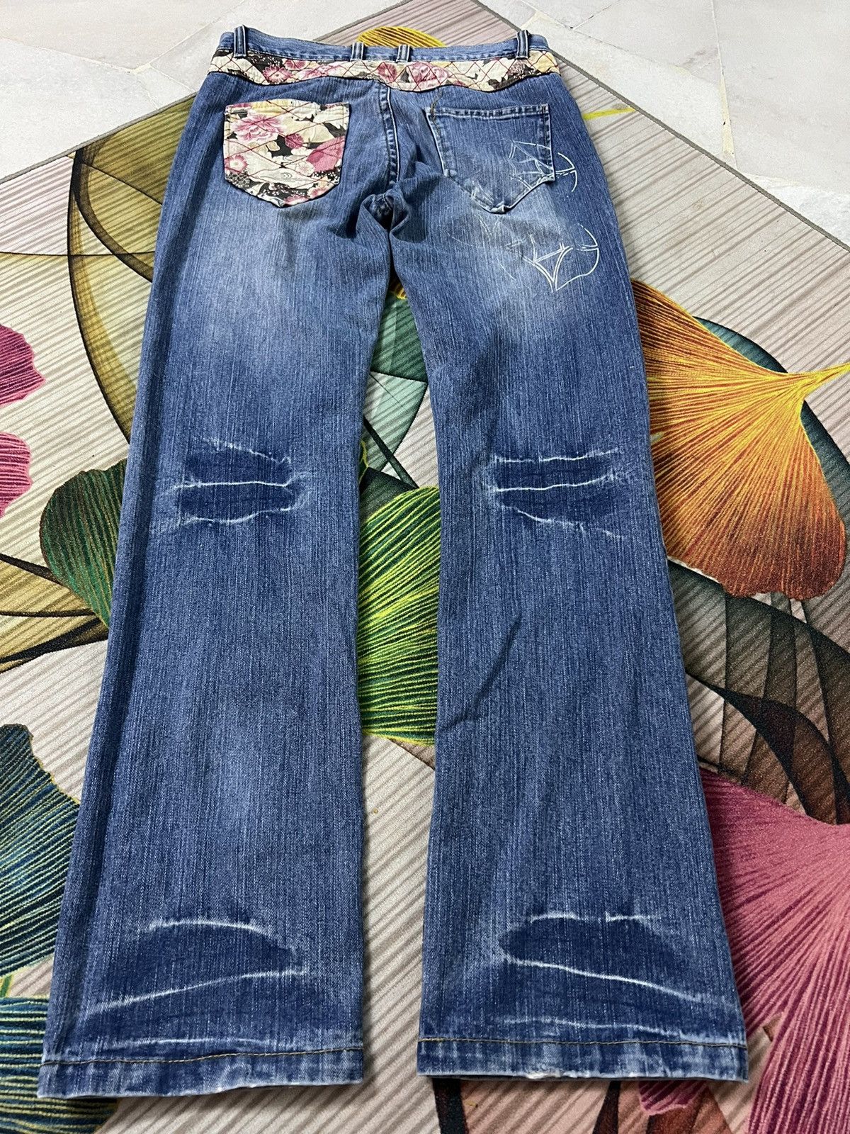 Japanese Brand SUKAJAN UNBRAND FISH KOI JEANS Size US 32 / EU 48 - 2 Thumbnail