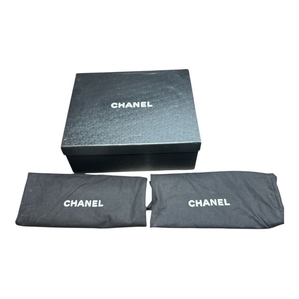 Chanel Chanel Tweed Zip Up Booties Black White CC Heels EU 39.5 US Size US 9.5 / IT 39.5 - 2 Thumbnail