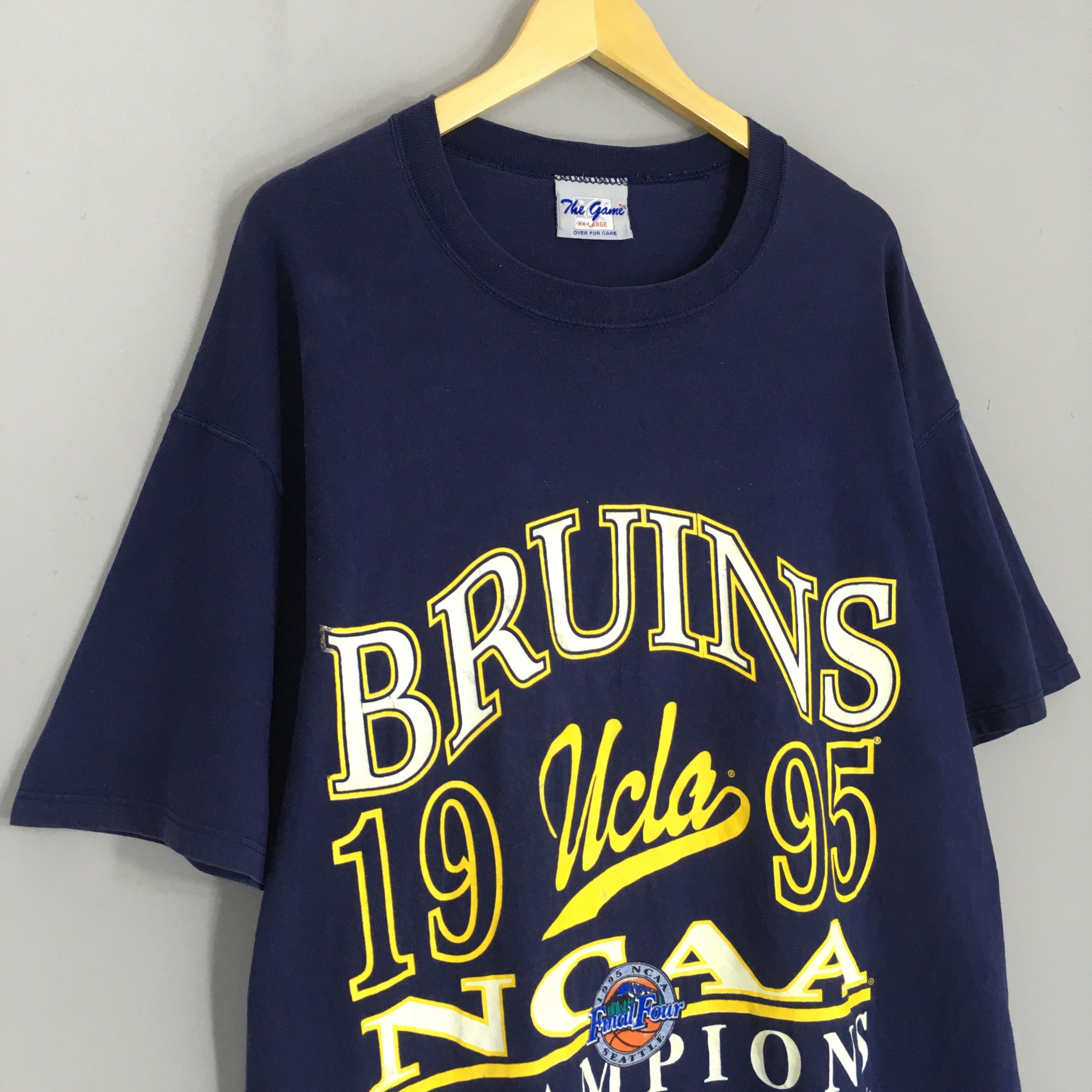 Vintage Vintage 90s University Of California Los Angeles T Shirt XXL Size US XXL / EU 58 / 5 - 3 Thumbnail
