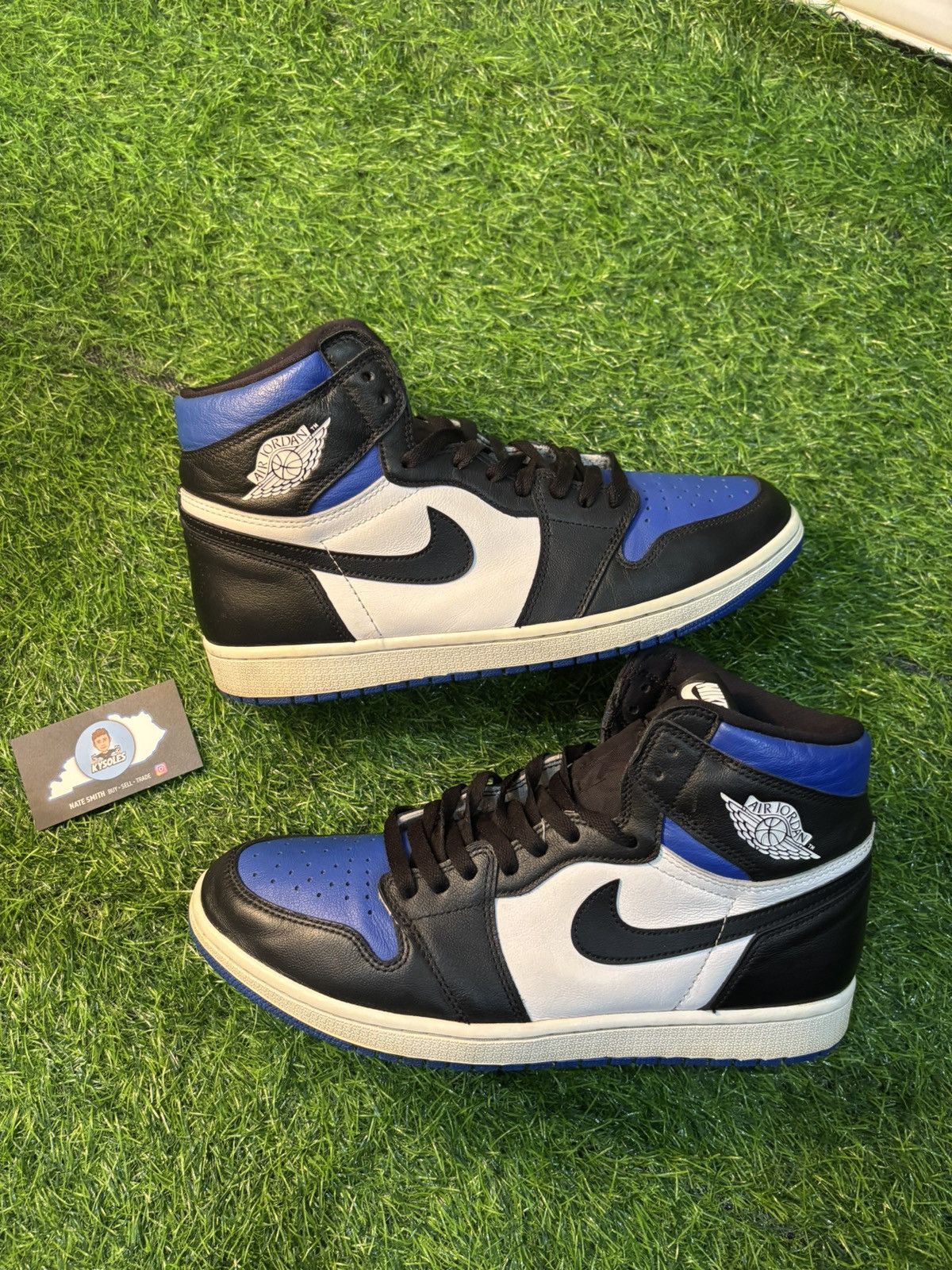 Jordan Brand Jordan 1 royal toe Size US 11.5 / EU 44-45 - 1 Thumbnail